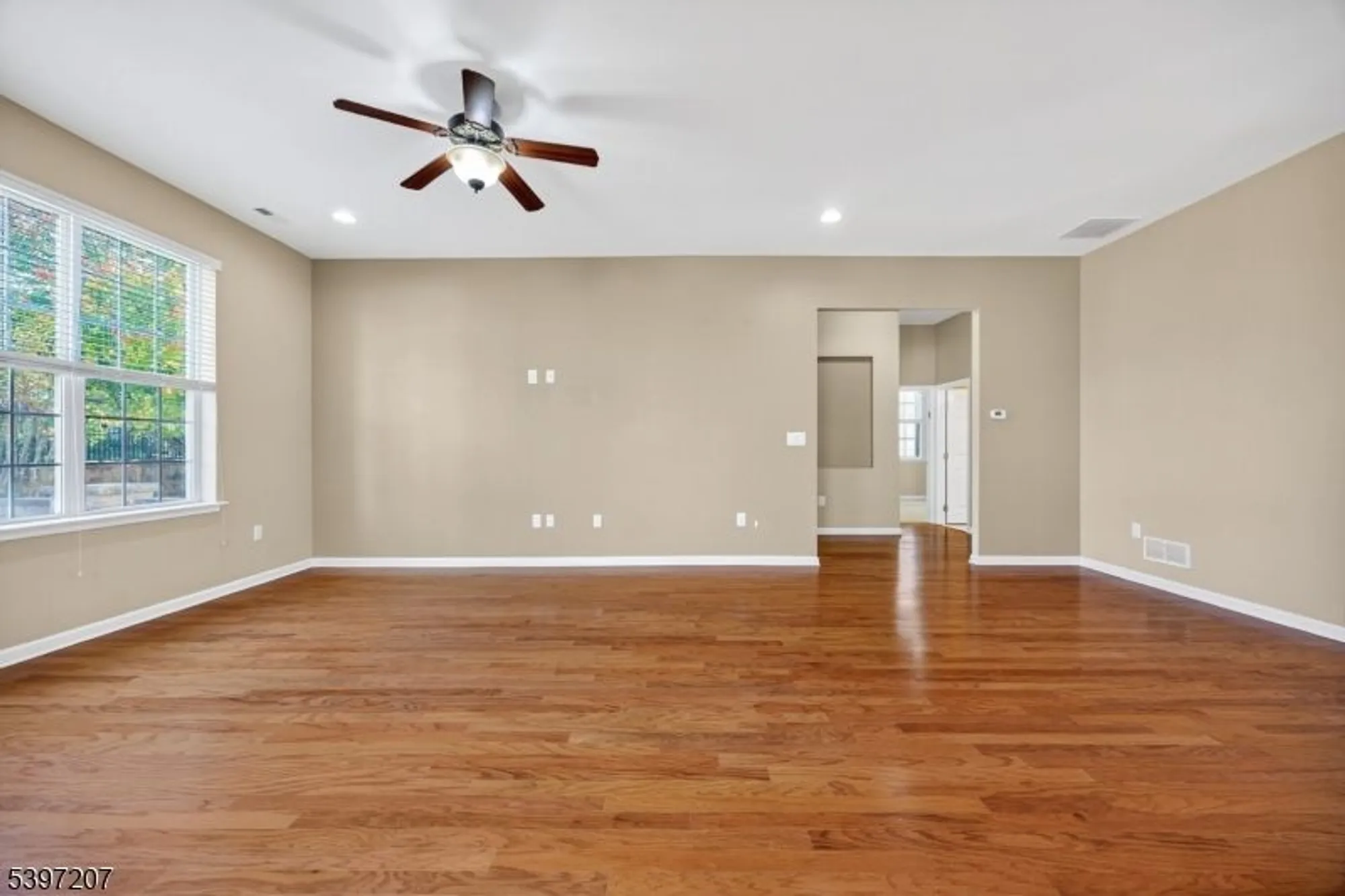 Property Slideshow image 13 of 44 | 24 fisher island ct, Monroe Twp, NJ, 08831