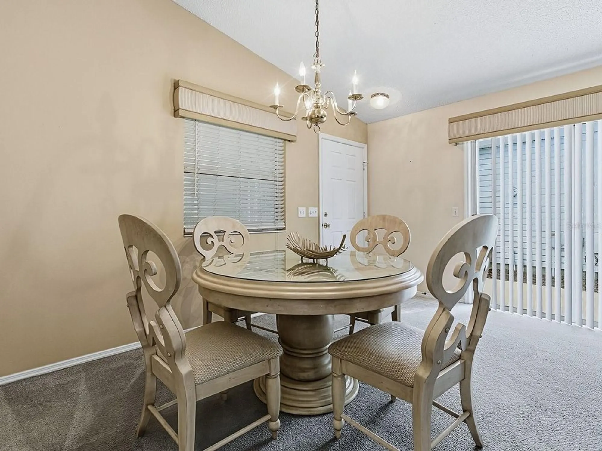 Property Slideshow image 9 of 43 | 16978 se 94th sunnybrook cir, The Villages, FL, 32162