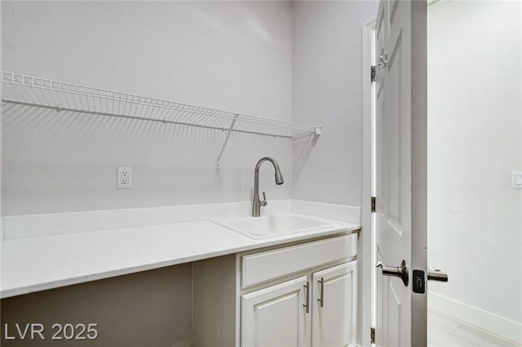 Property Slideshow image 38 of 57 | 10623 riva de fiore ave, Las Vegas, NV, 89135