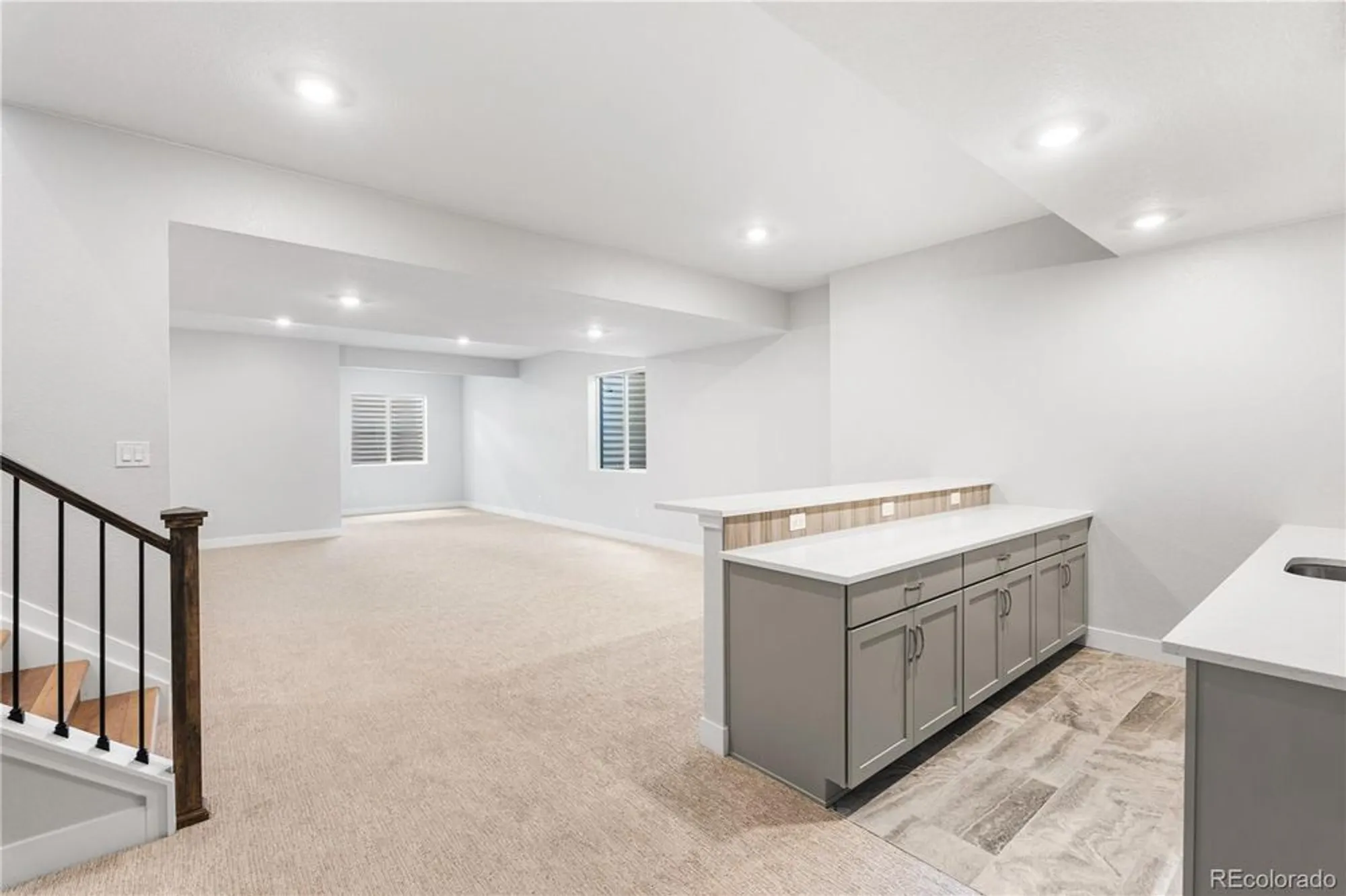 Property Slideshow image 9 of 33 | 11104 amber light cir, Littleton, CO, 80125