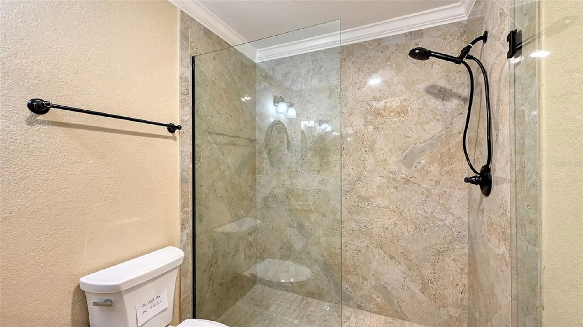 Property Slideshow image 35 of 63 | 7340 golf pointe cir, Sarasota, FL, 34243