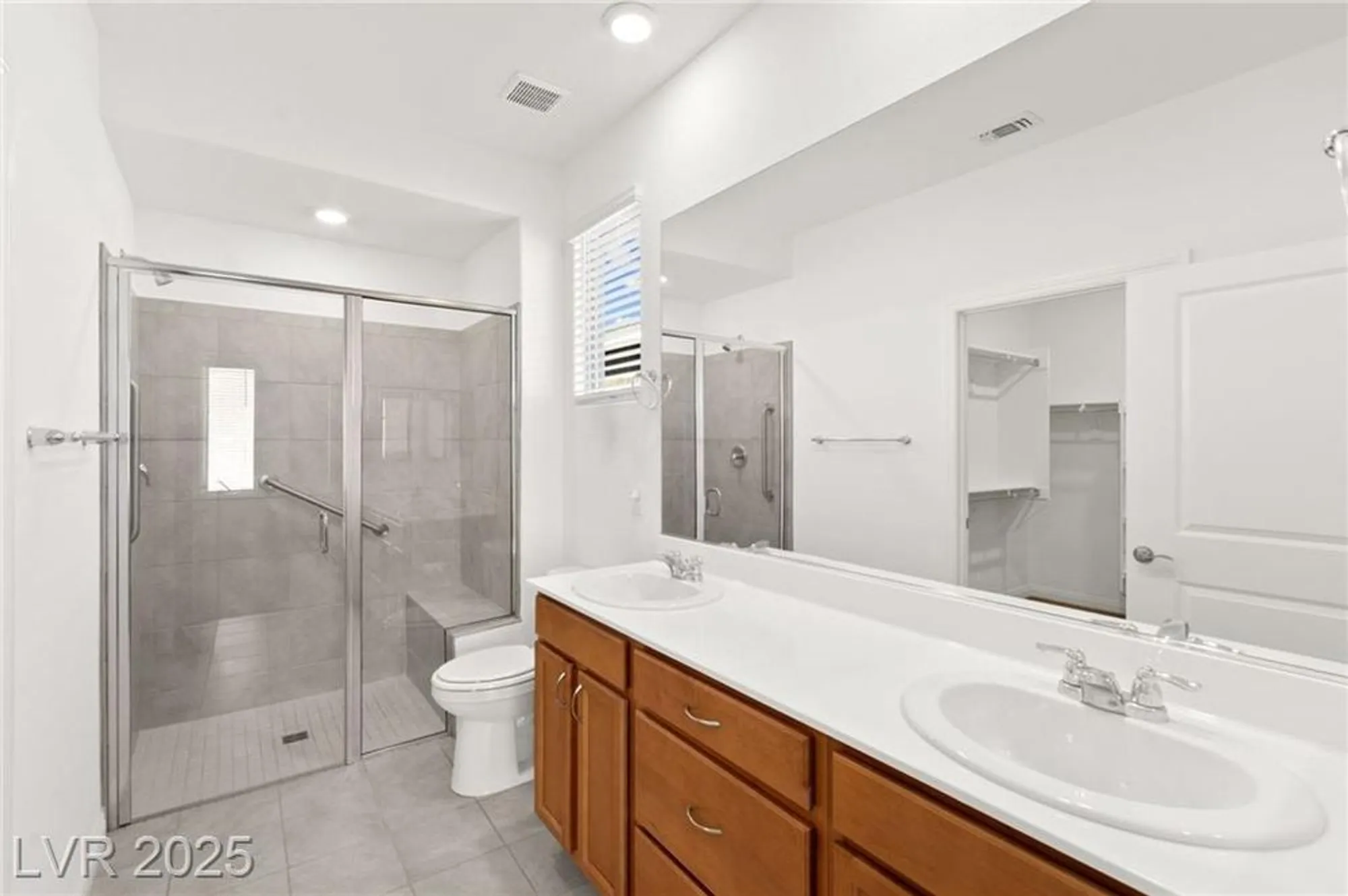 Property Slideshow image 17 of 29 | 2384 albury ave, North Las Vegas, NV, 89086