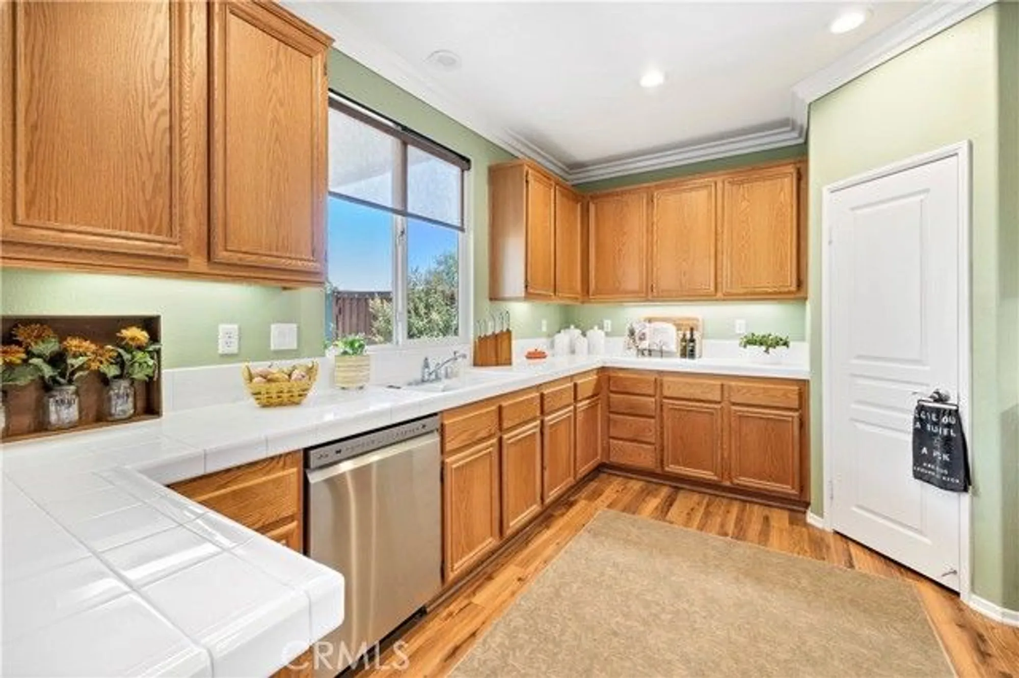 Property Slideshow image 23 of 59 | 126 mayfair ln, Hemet, CA, 92545