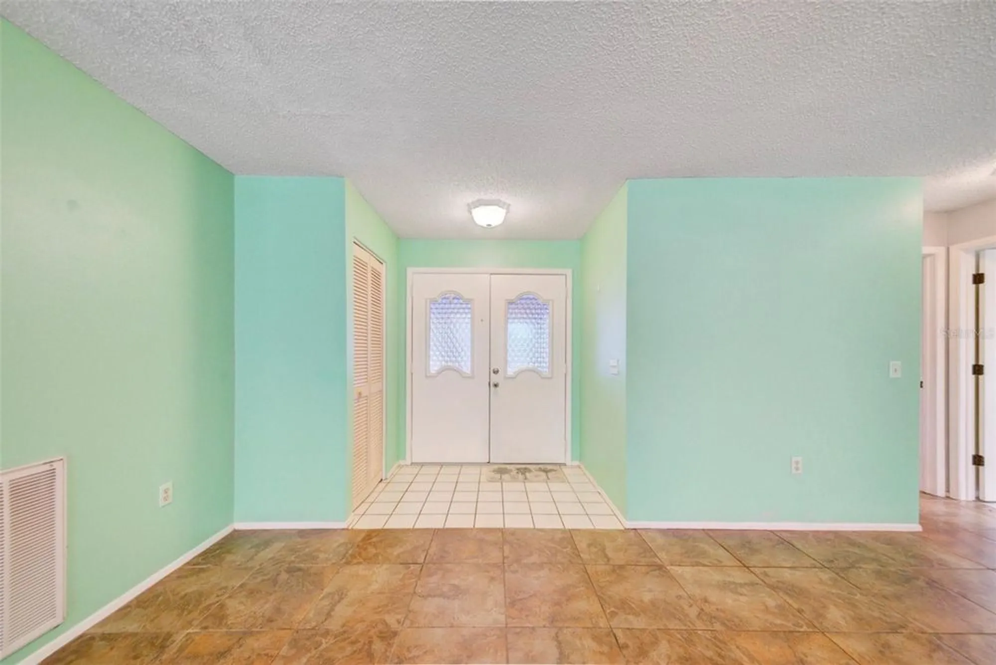 Property Slideshow image 8 of 30 | 8619 gold pine dr, Port Richey, FL, 34668