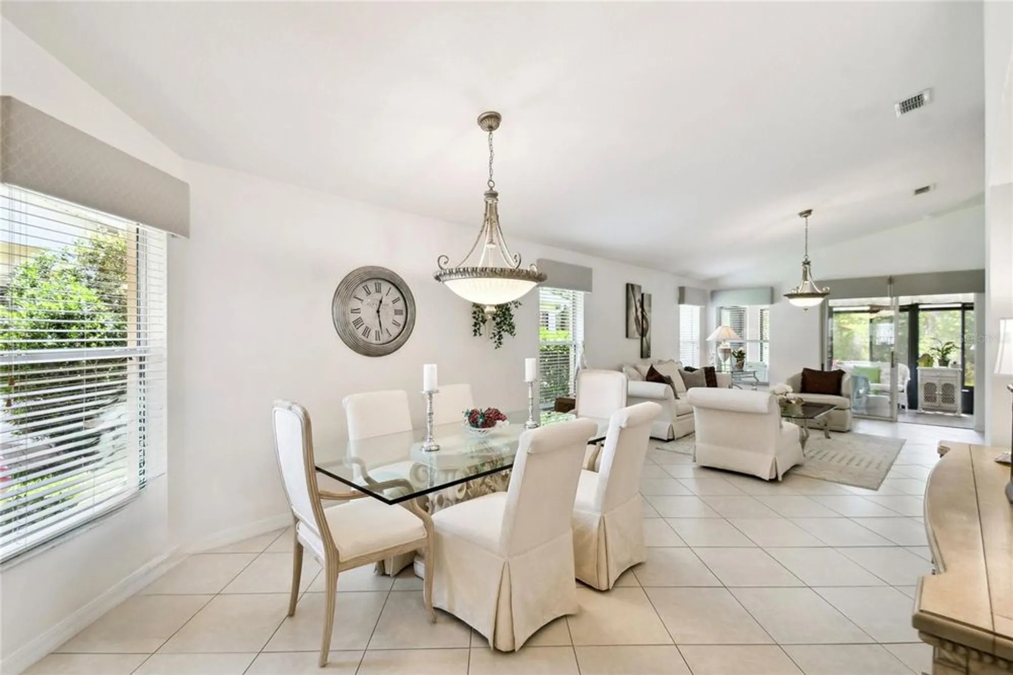 Property Slideshow image 10 of 59 | 560 grand canal dr, Kissimmee, FL, 34759