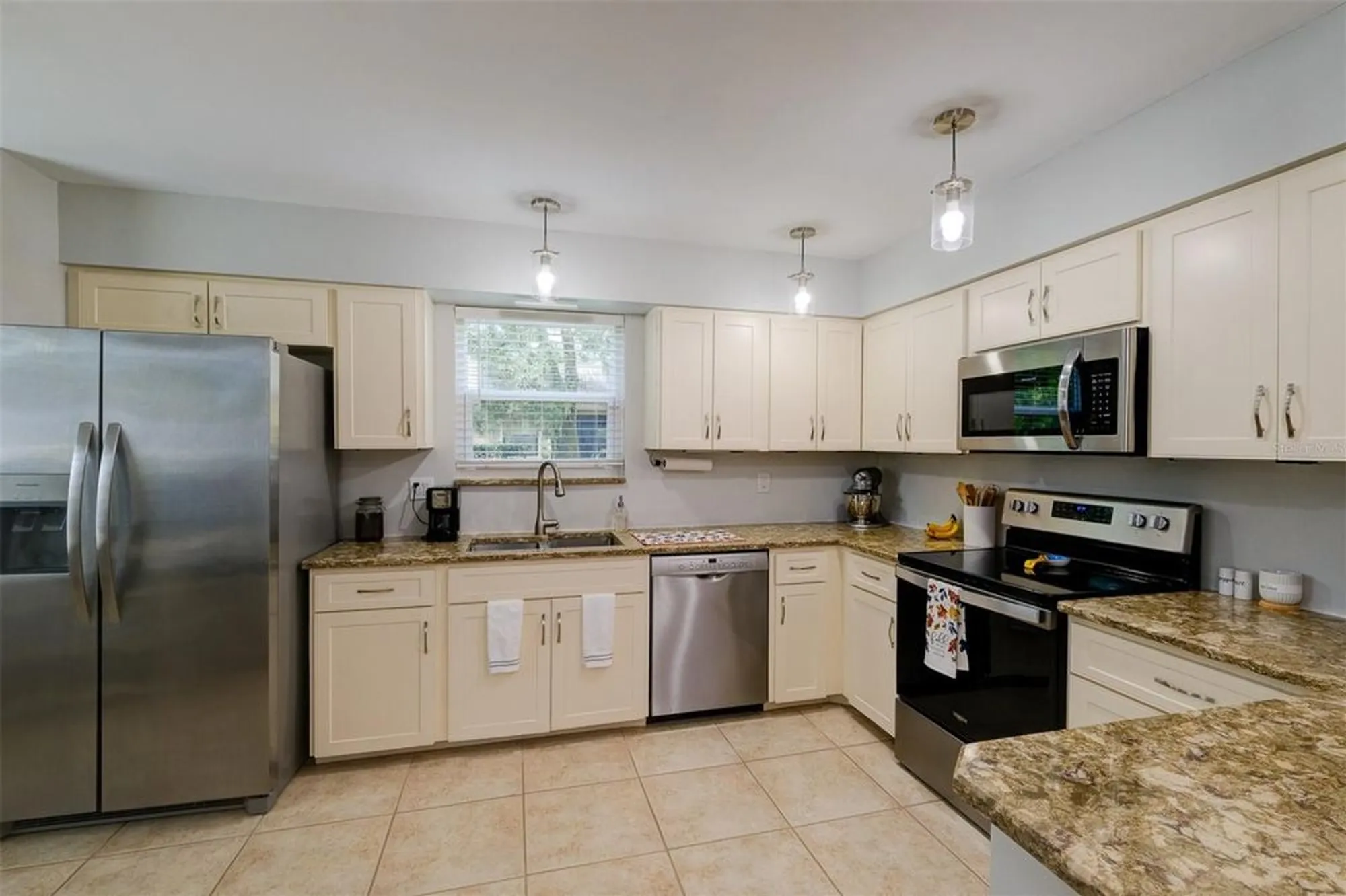 Property Slideshow image 17 of 65 | 3447 tallywood ln # 7143, Sarasota, FL, 34237