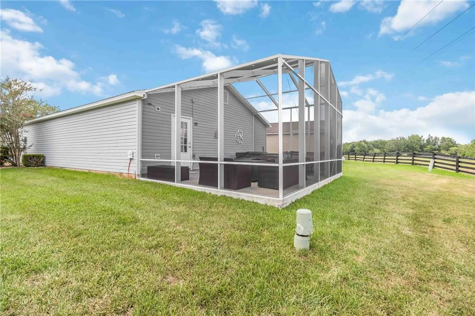 Property Slideshow image 25 of 26 | 1639 campos dr, The Villages, FL, 32162