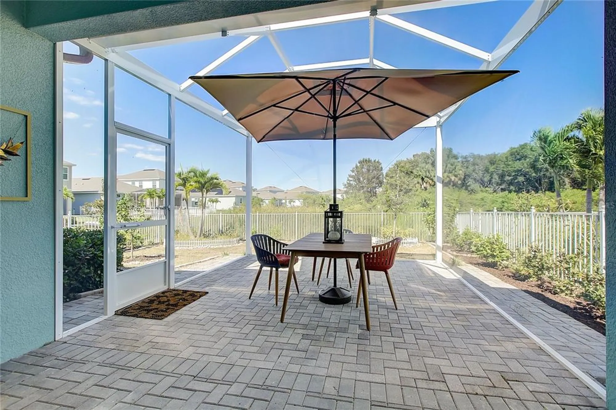 Property Slideshow image 46 of 91 | 411 sandsend ct, Apollo Beach, FL, 33572