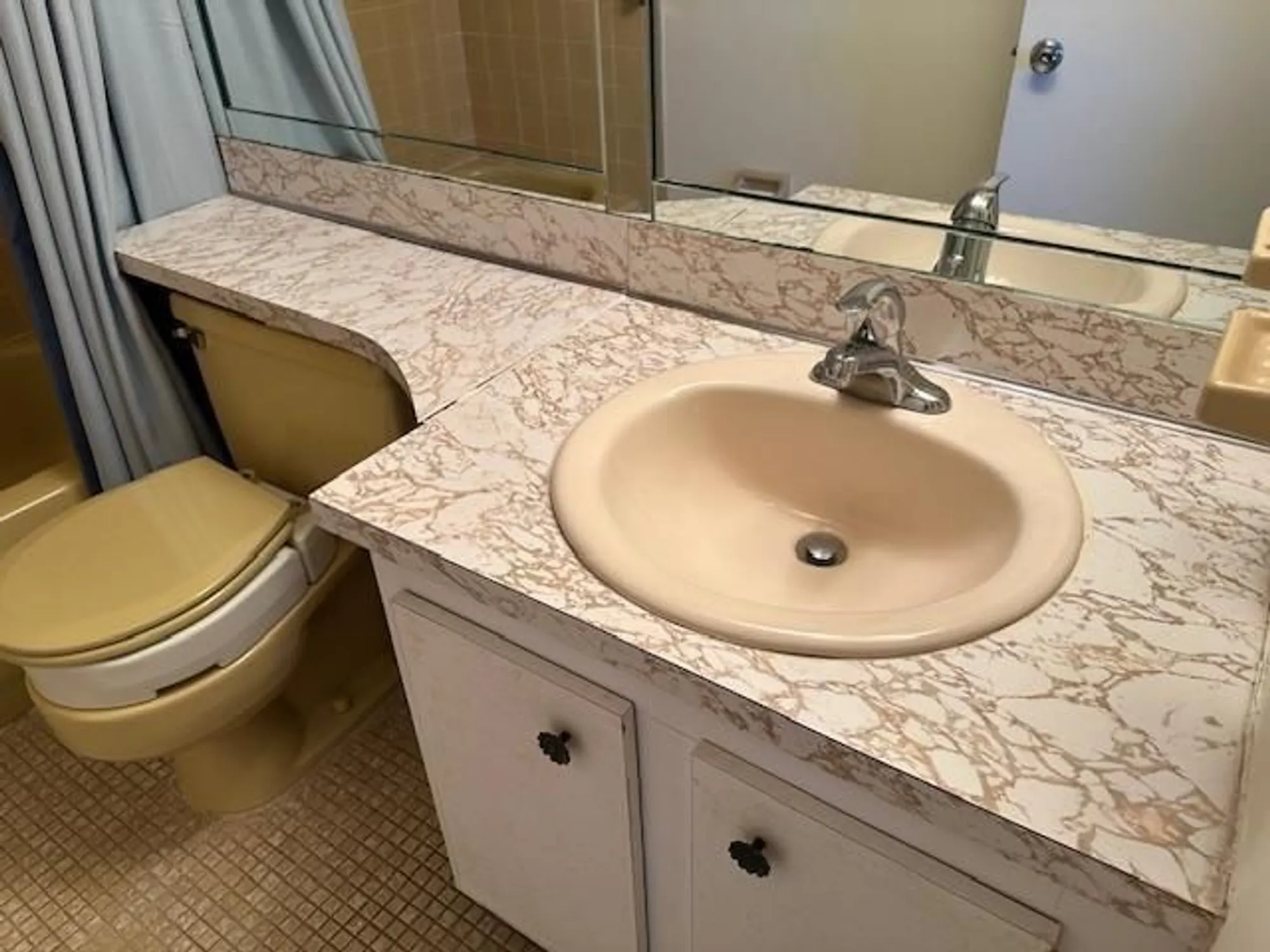 Property Slideshow image 13 of 25 | 7805 w atlantic blvd 202, Margate, FL, 33063