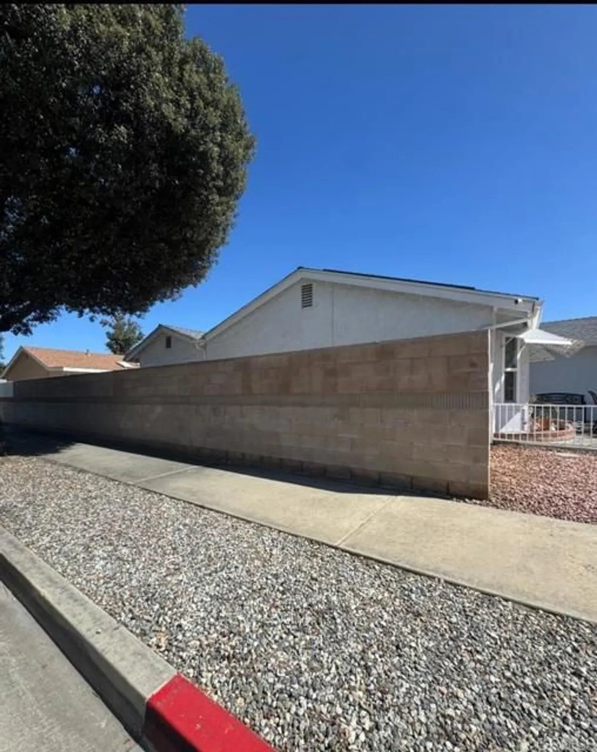 Property Slideshow image 8 of 24 | 2219 el toro cir, Hemet, CA, 92545