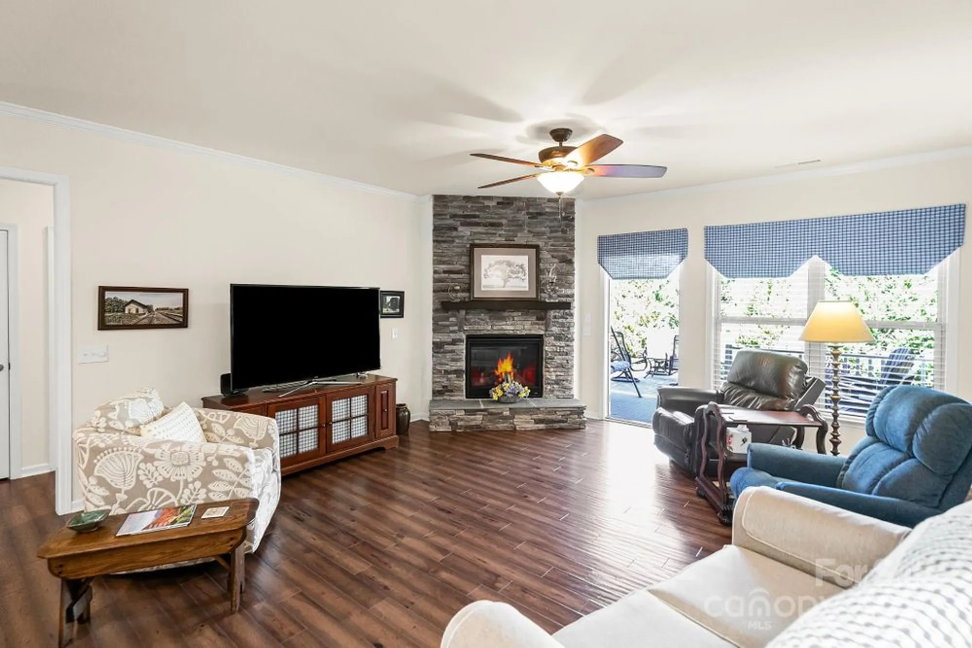 Property Slideshow image 21 of 44 | 673 birchway dr, Fort Mill, SC, 29715