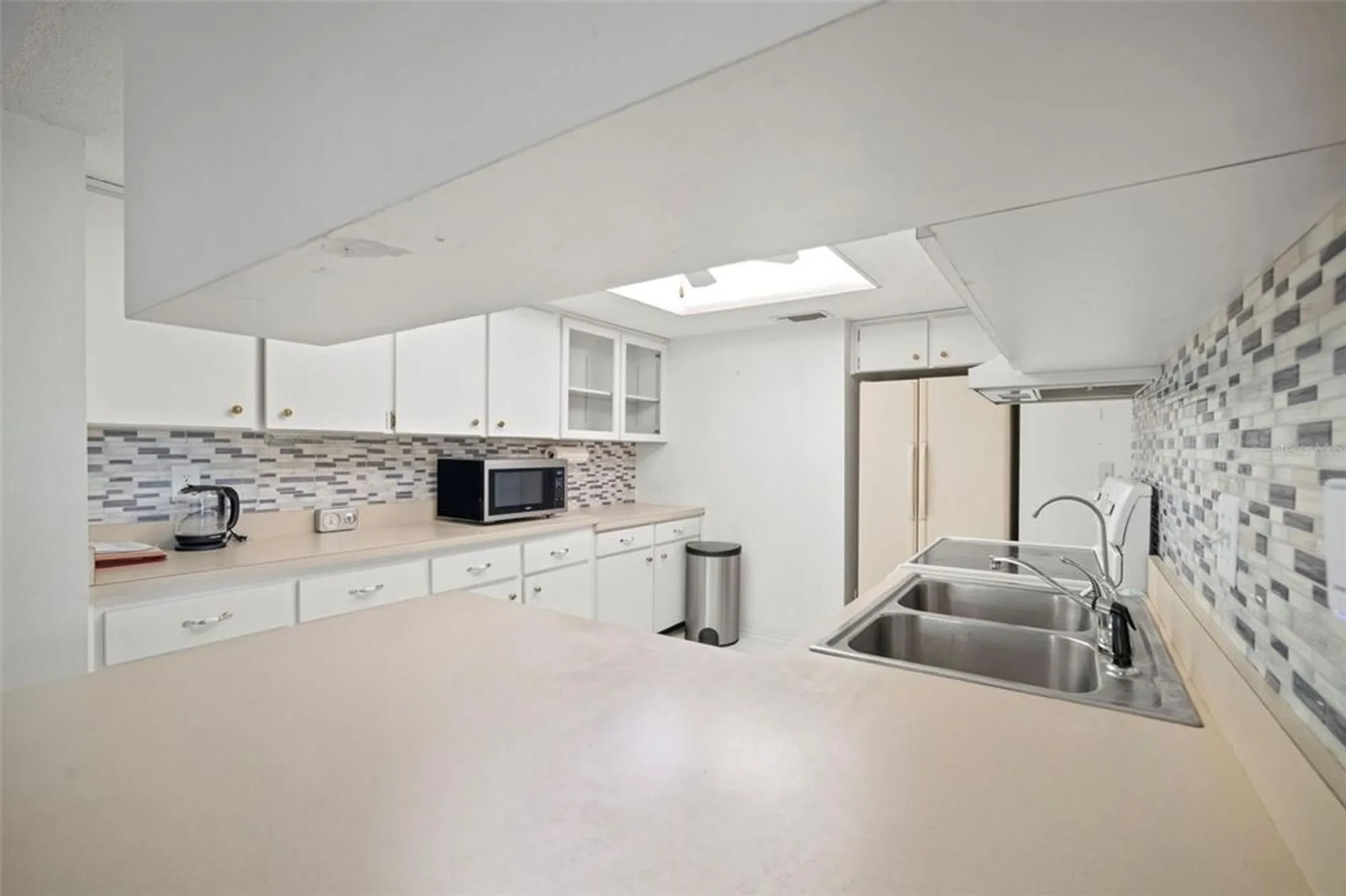 Property Slideshow image 13 of 30 | 4446 chart ct, New Port Richey, FL, 34652