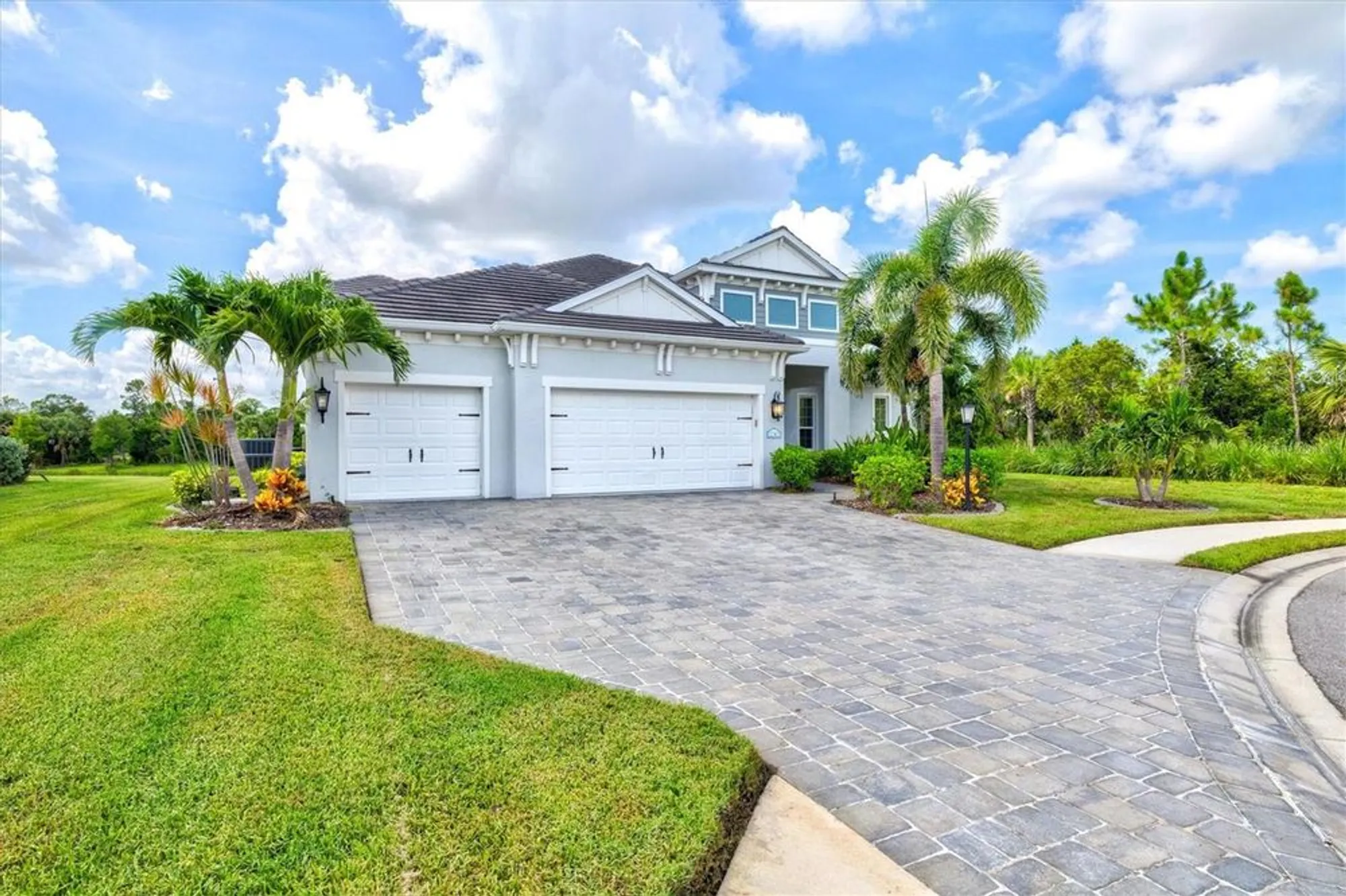 Property Slideshow image 5 of 85 | 12301 auburndale ct, Venice, FL, 34293