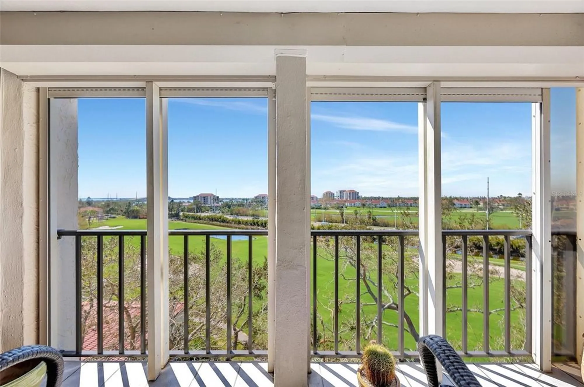 Property Slideshow image 5 of 31 | 6269 palma del mar blvd s apt 608, St Petersburg, FL, 33715