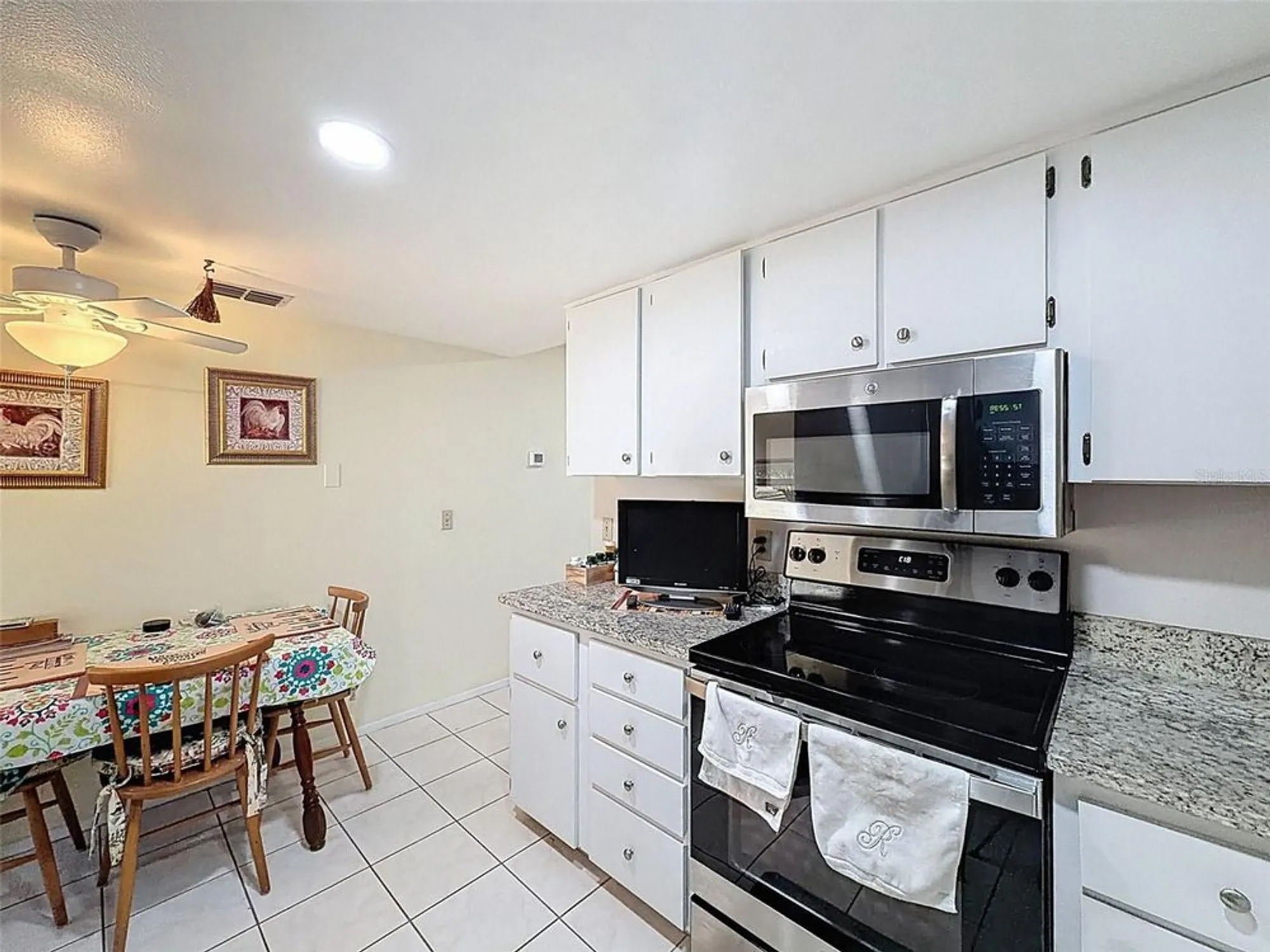 Property Slideshow image 13 of 26 | 11220 elderberry dr, Port Richey, FL, 34668
