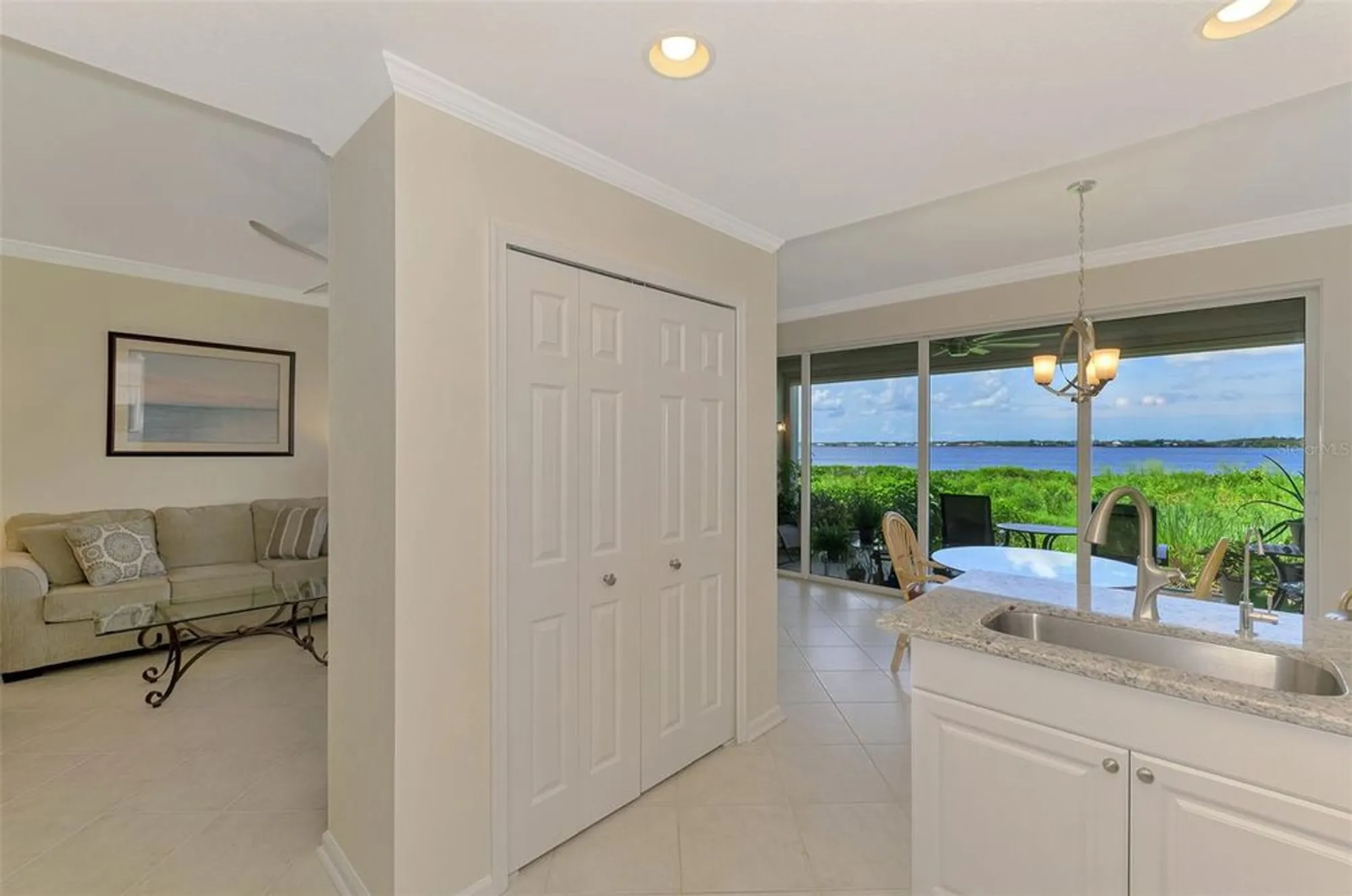 Property Slideshow image 25 of 81 | 4620 club dr unit 102, Port Charlotte, FL, 33953