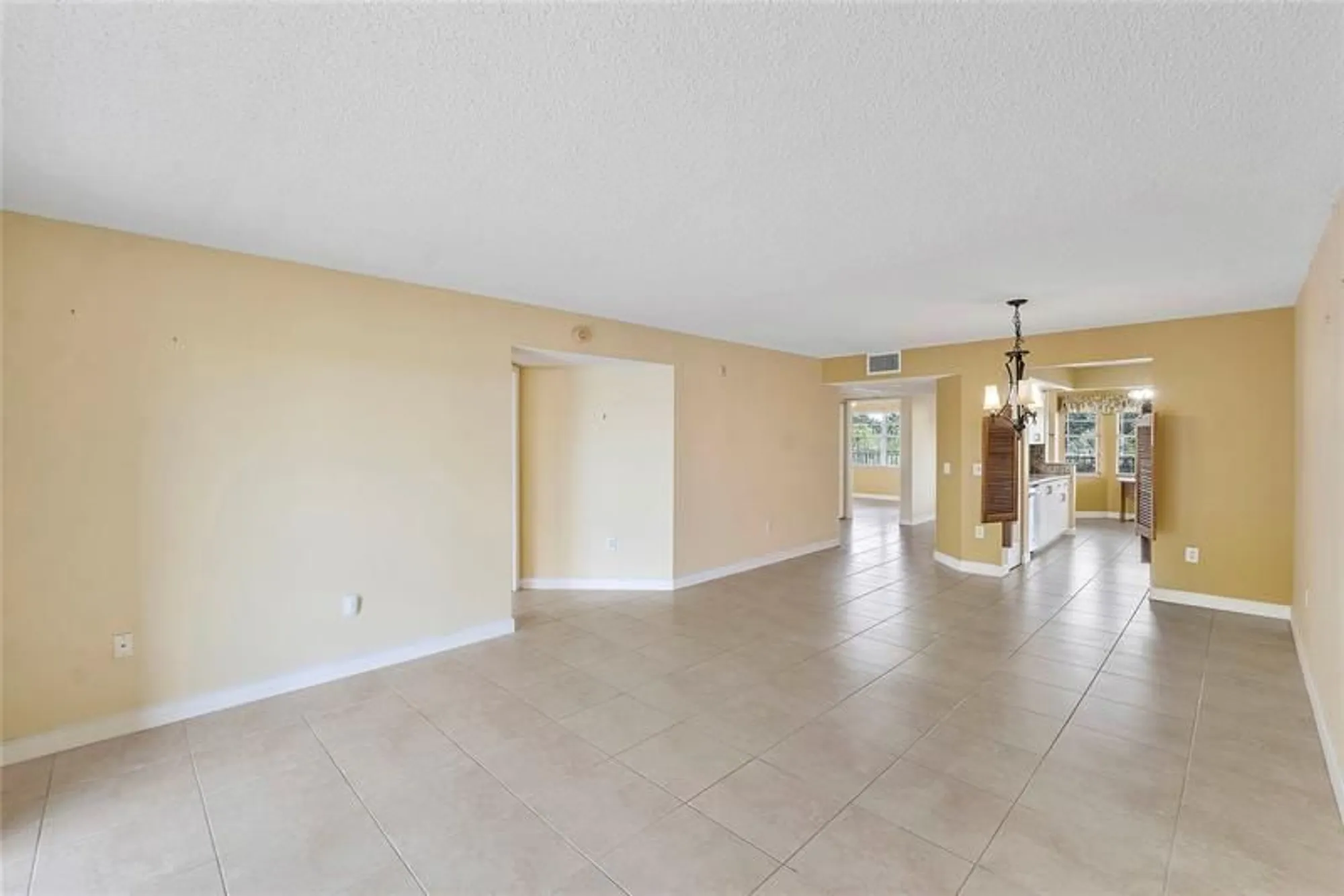 Property Slideshow image 16 of 44 | 13355 sw 16th ct 313e, Pembroke Pines, FL, 33027