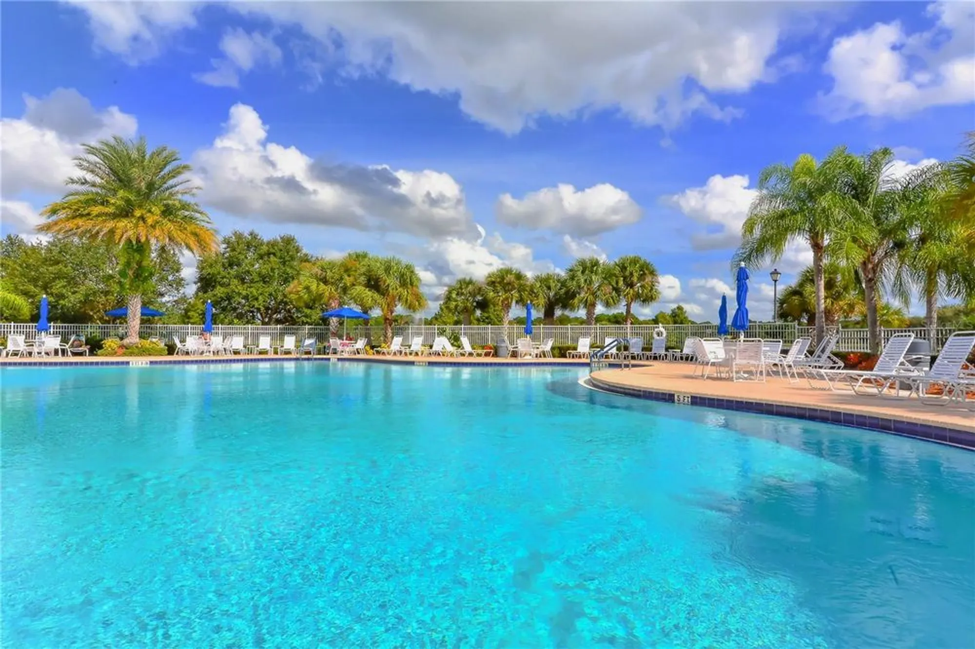 Property Slideshow image 22 of 49 | 5737 ivrea dr, Sarasota, FL, 34238