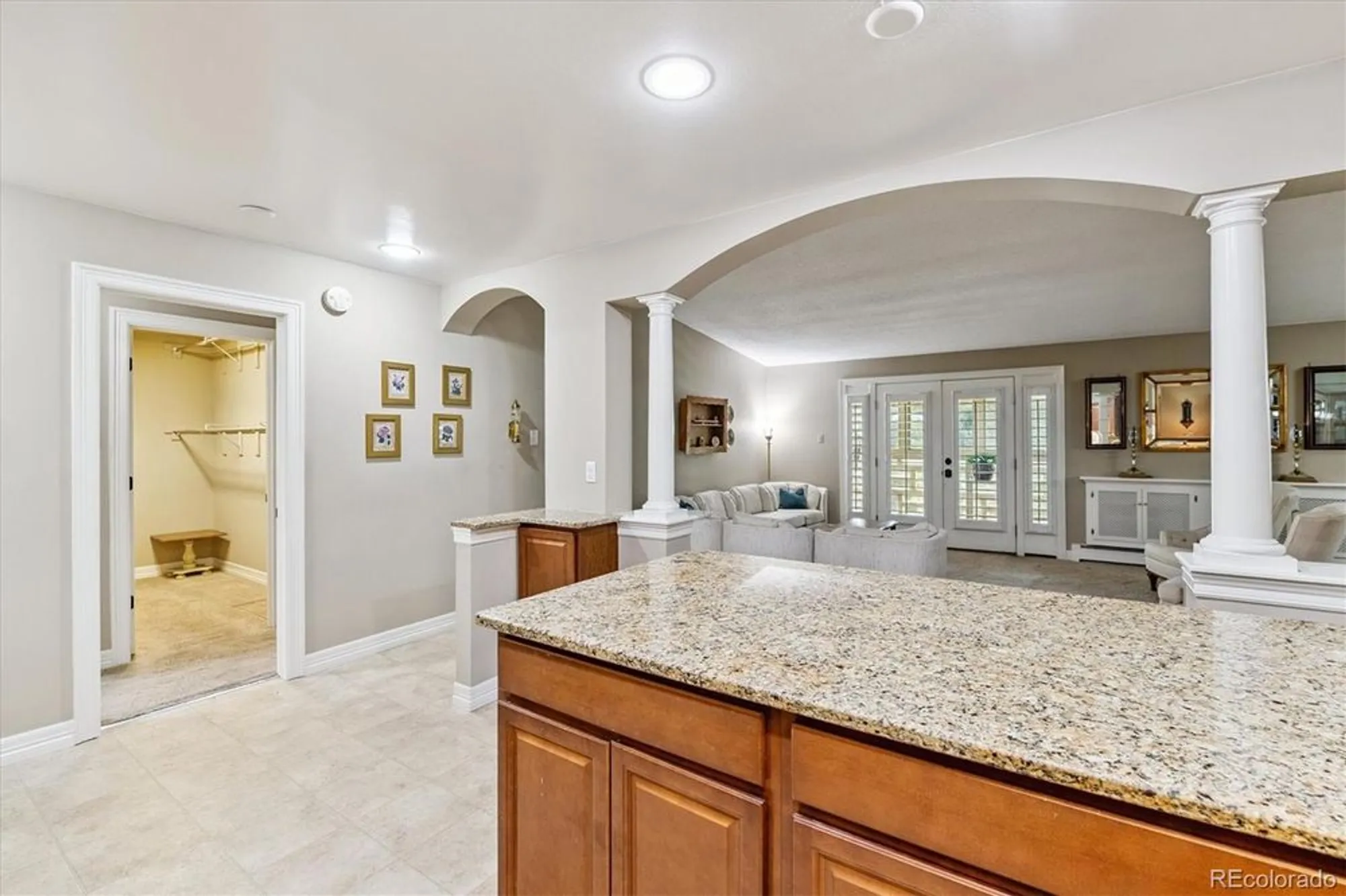 Property Slideshow image 8 of 50 | 605 s alton way apt 8d, Denver, CO, 80247