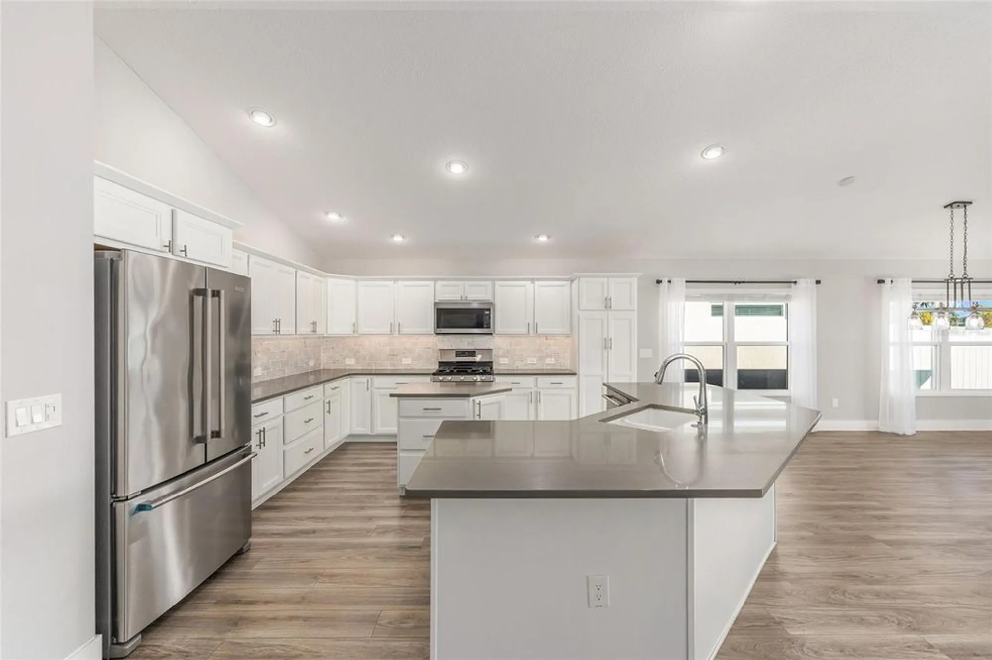 Property Slideshow image 9 of 42 | 5631 fernandes ct, The Villages, FL, 32163