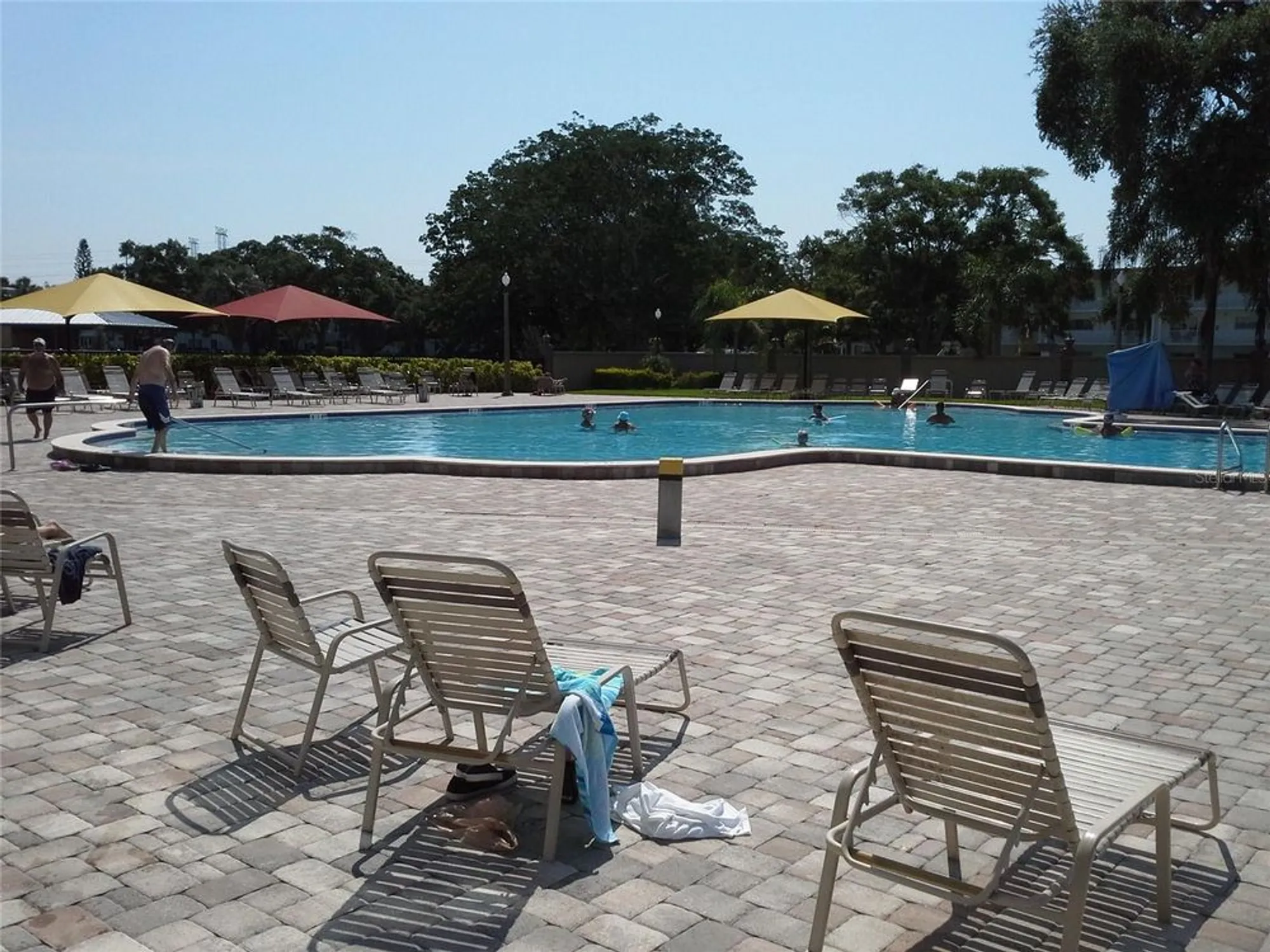 Property Slideshow image 37 of 58 | 2400 franciscan dr 18, Clearwater, FL, 33763