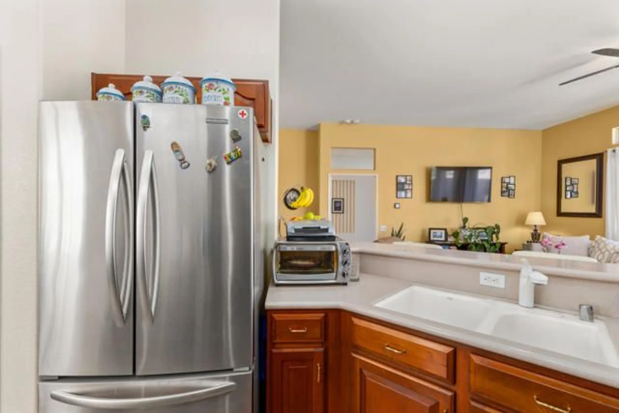 Property Slideshow image 16 of 65 | 43986 medinah dr, Indio, CA, 92201