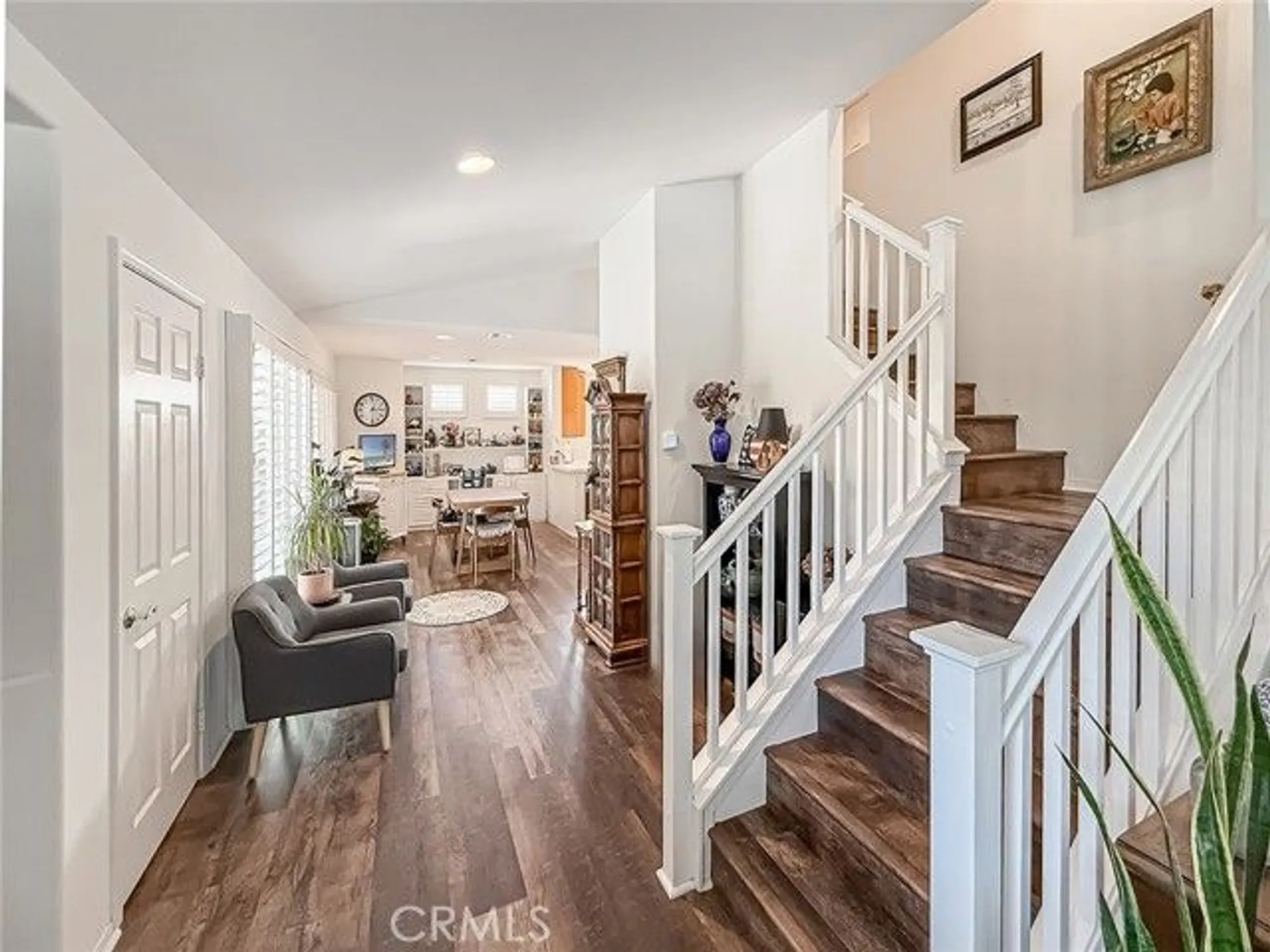 Property Slideshow image 11 of 47 | 2037 freesia ave, Simi Valley, CA, 93063