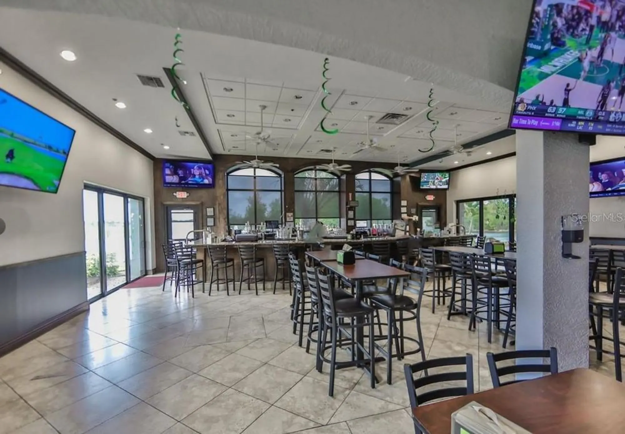 Property Slideshow image 34 of 41 | 2014 hampstead cir, Sun City Center, FL, 33573