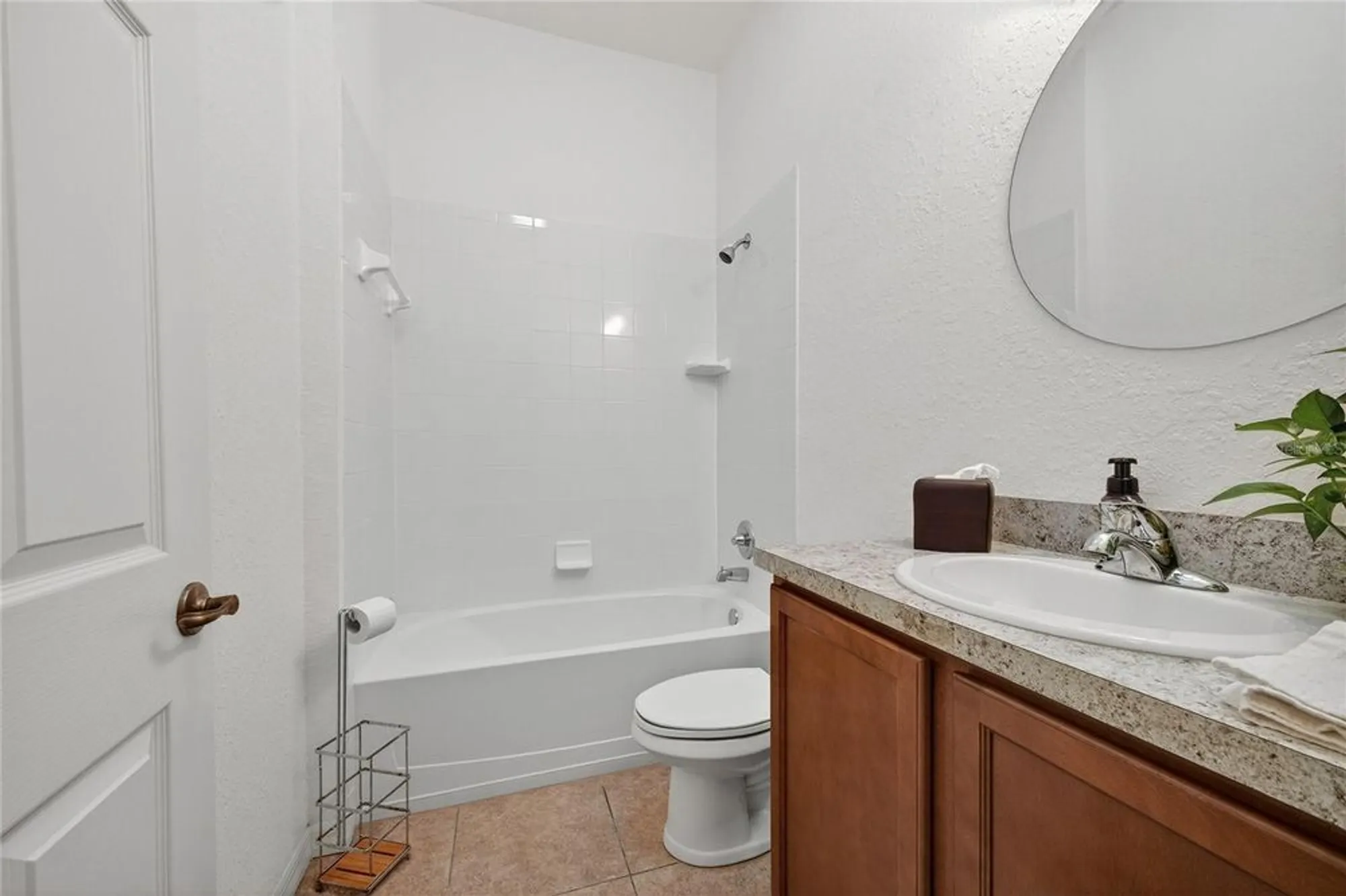 Property Slideshow image 27 of 48 | 5461 hogan ln, Winter Haven, FL, 33884