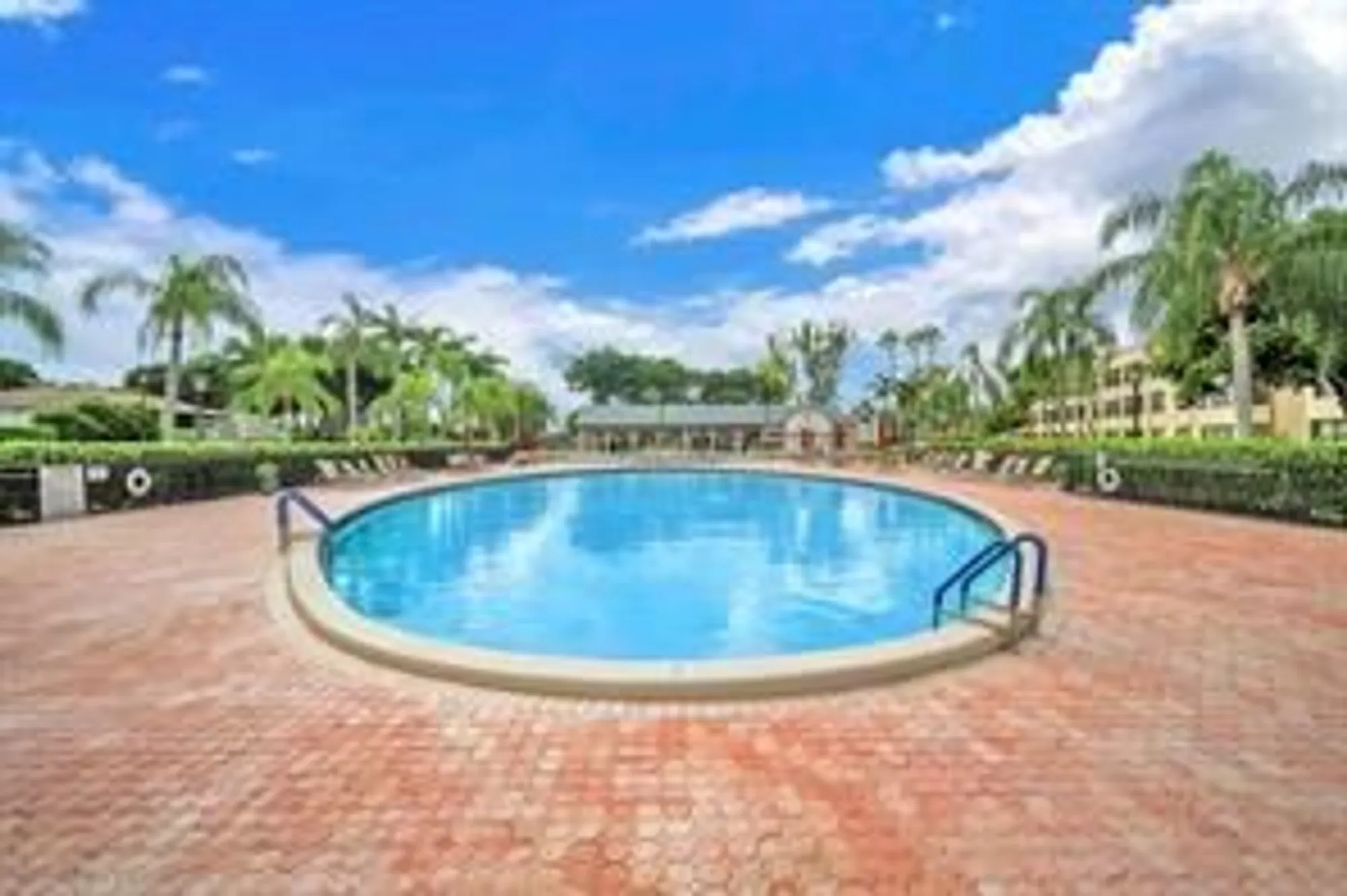 Property Slideshow image 46 of 82 | 10442 e clairmont cir 204, Tamarac, FL, 33321