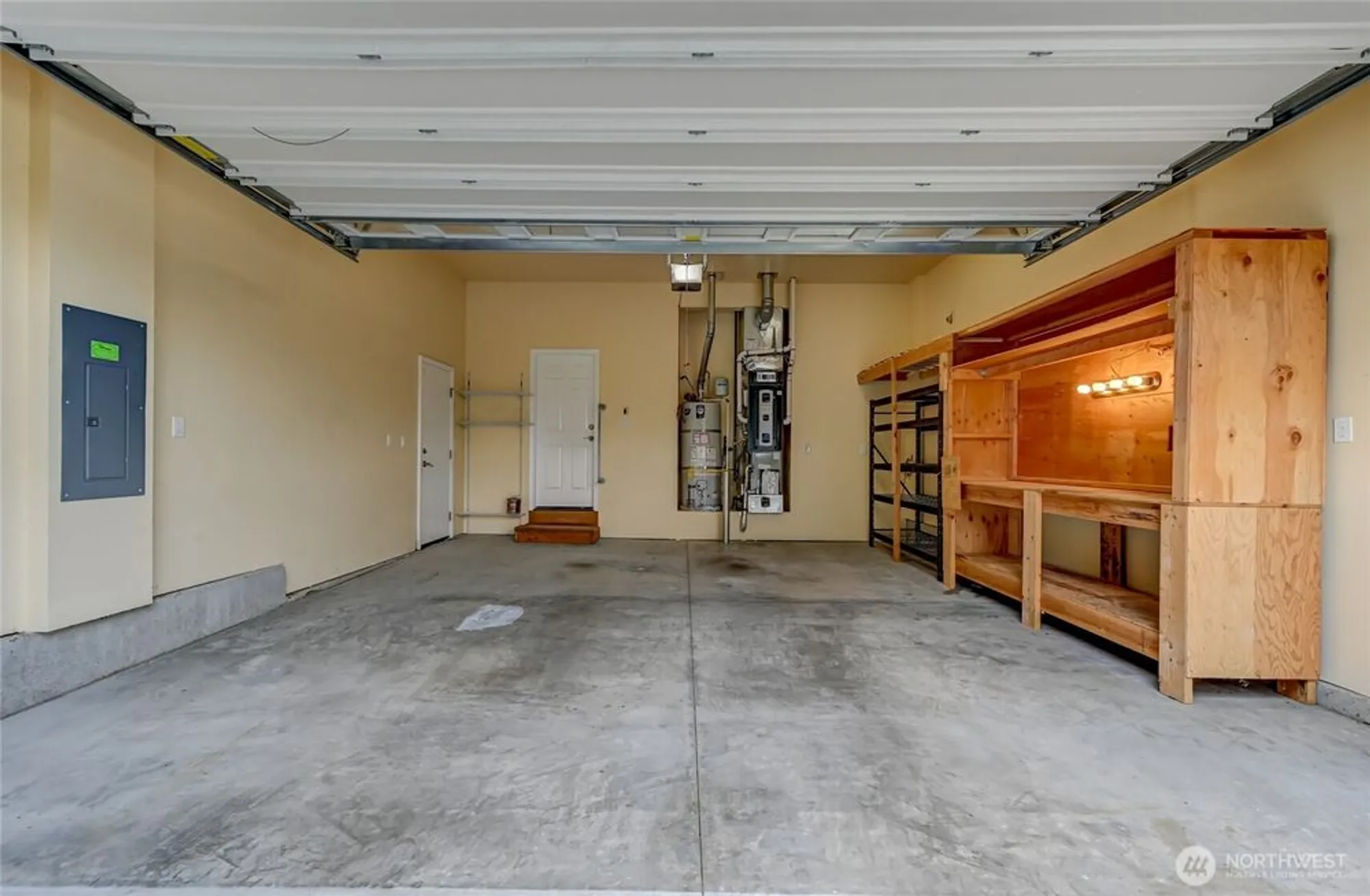 Property Slideshow image 30 of 36 | 12441 adair creek way, Redmond, WA, 98053