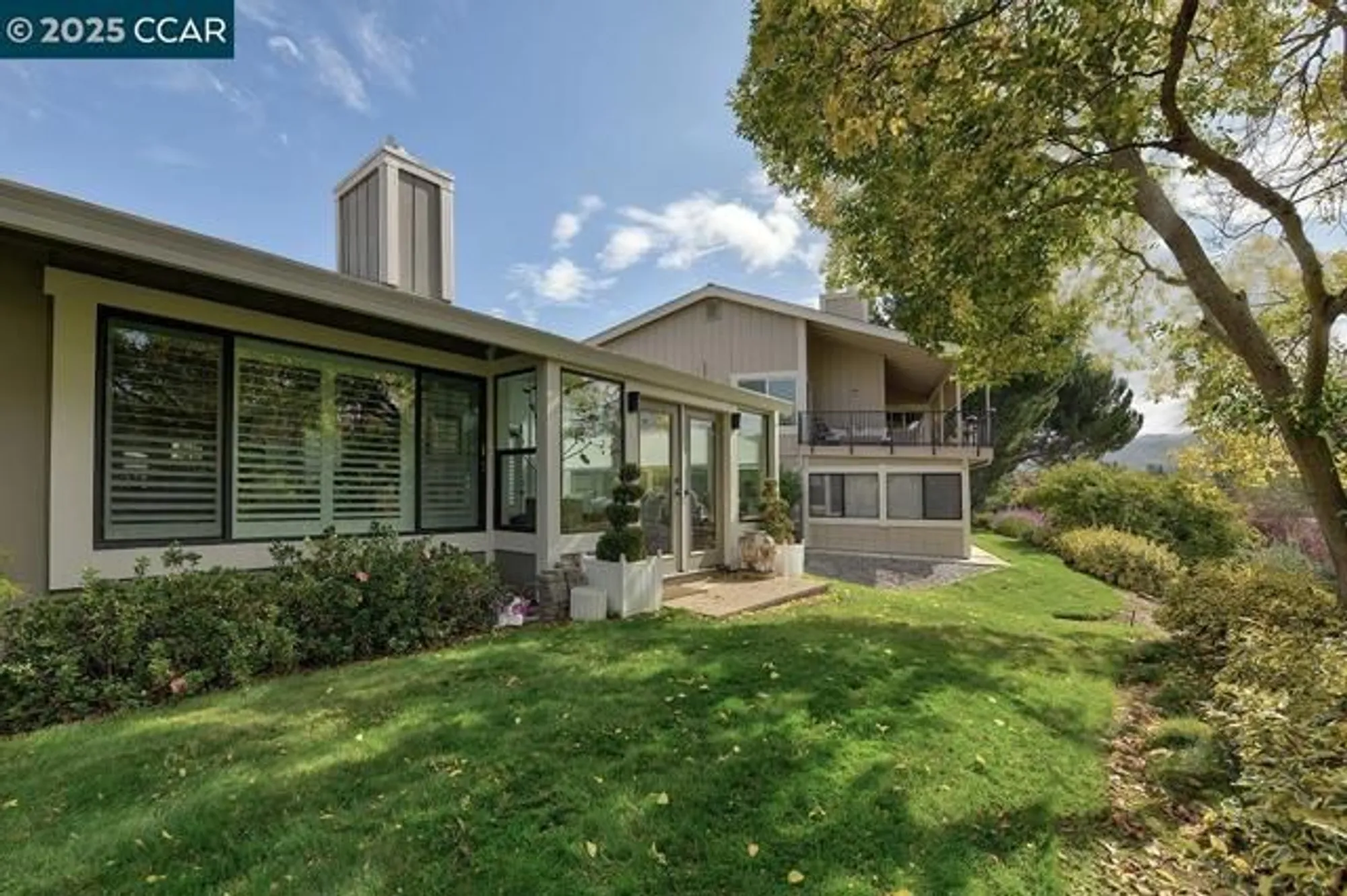 Property Slideshow image 20 of 57 | 925 terra california dr 1, Walnut Creek, CA, 94595