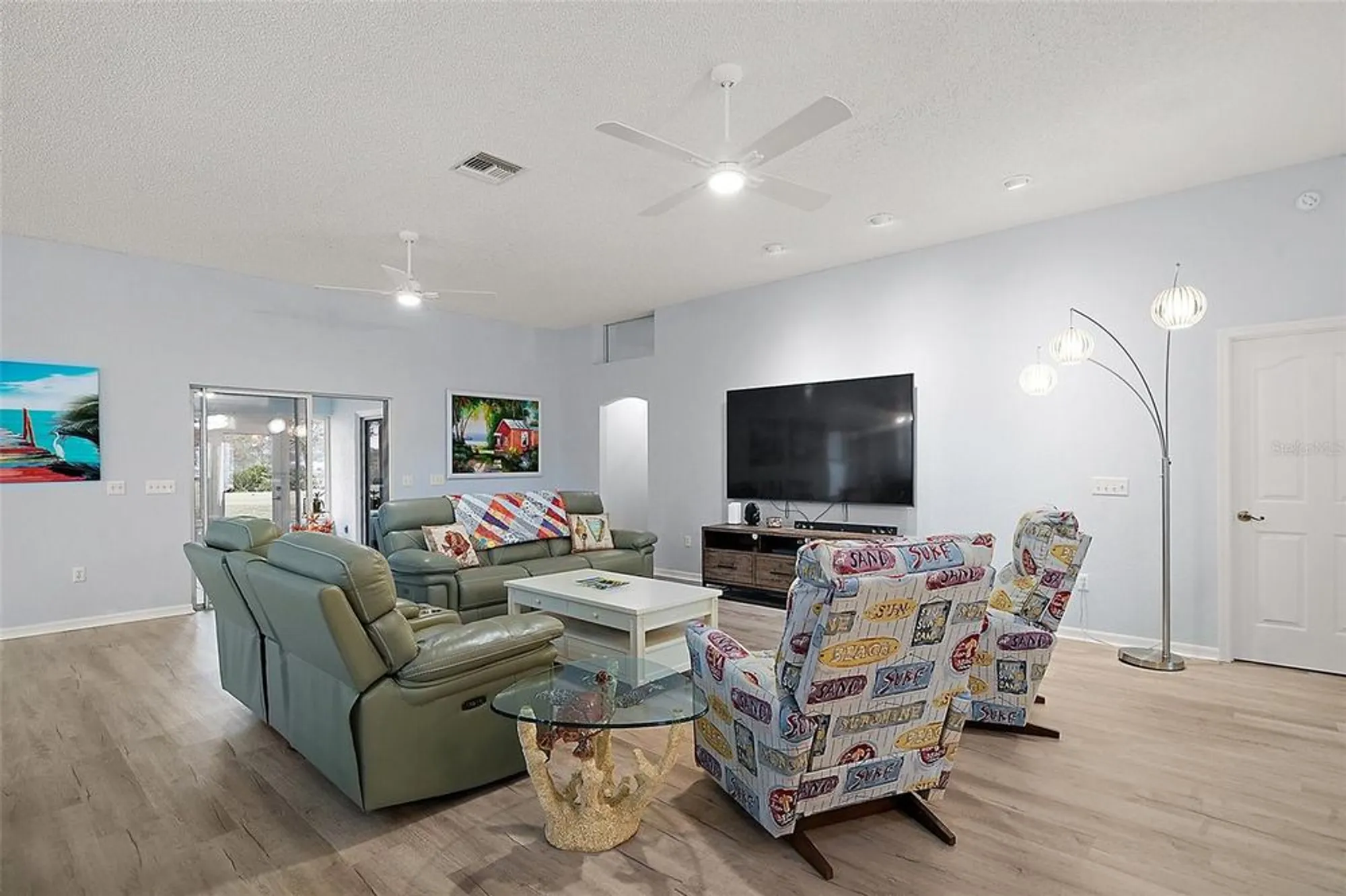 Property Slideshow image 21 of 38 | 1738 augustine dr, The Villages, FL, 32159