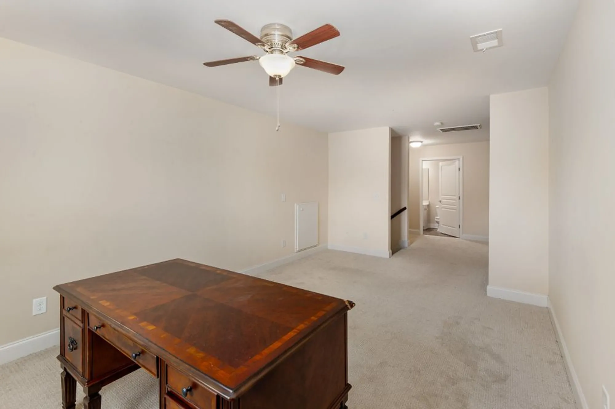 Property Slideshow image 12 of 37 | 445 stonegate dr, Lebanon, TN, 37090