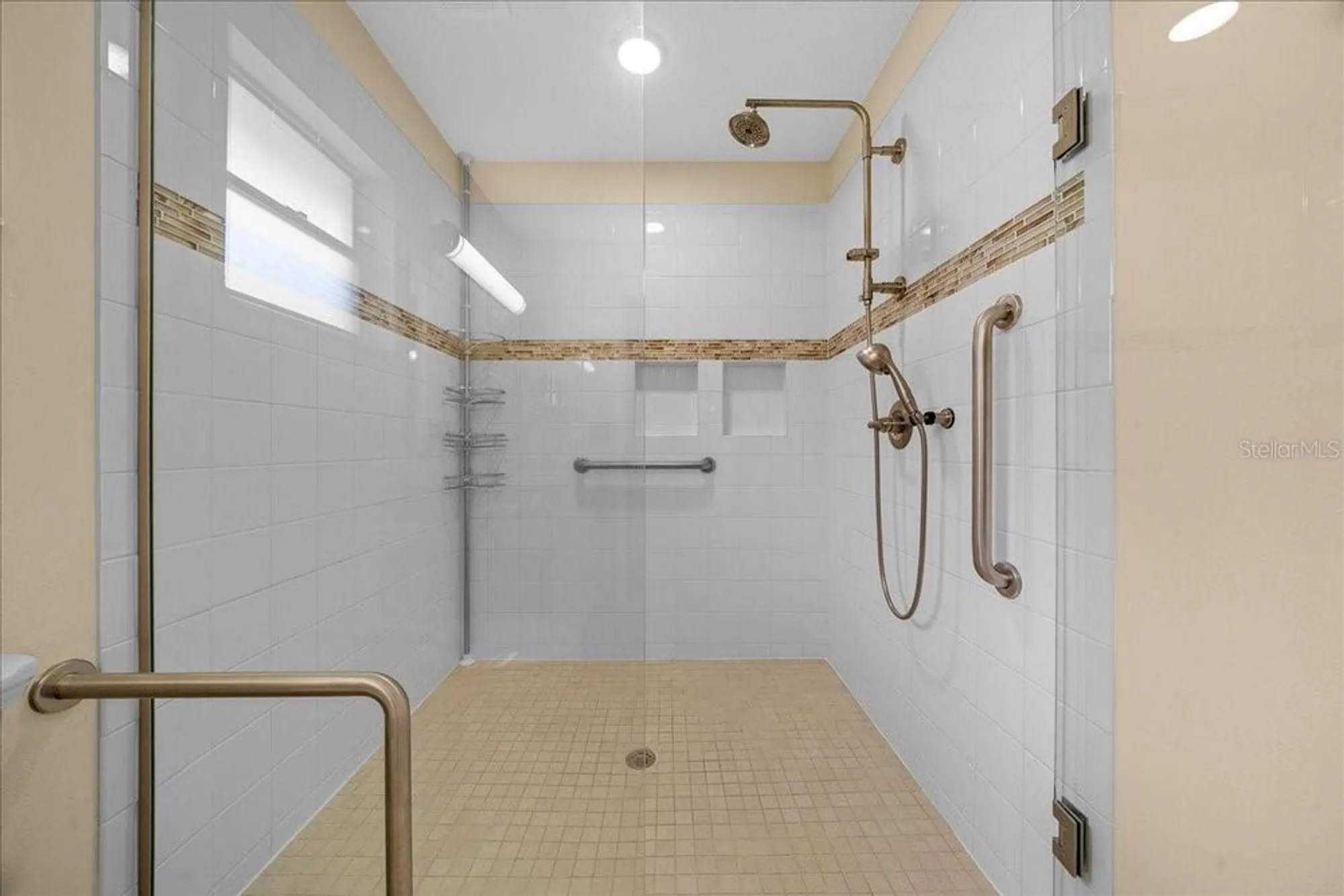 Property Slideshow image 23 of 45 | 8715 sw 97th st a, Ocala, FL, 34481