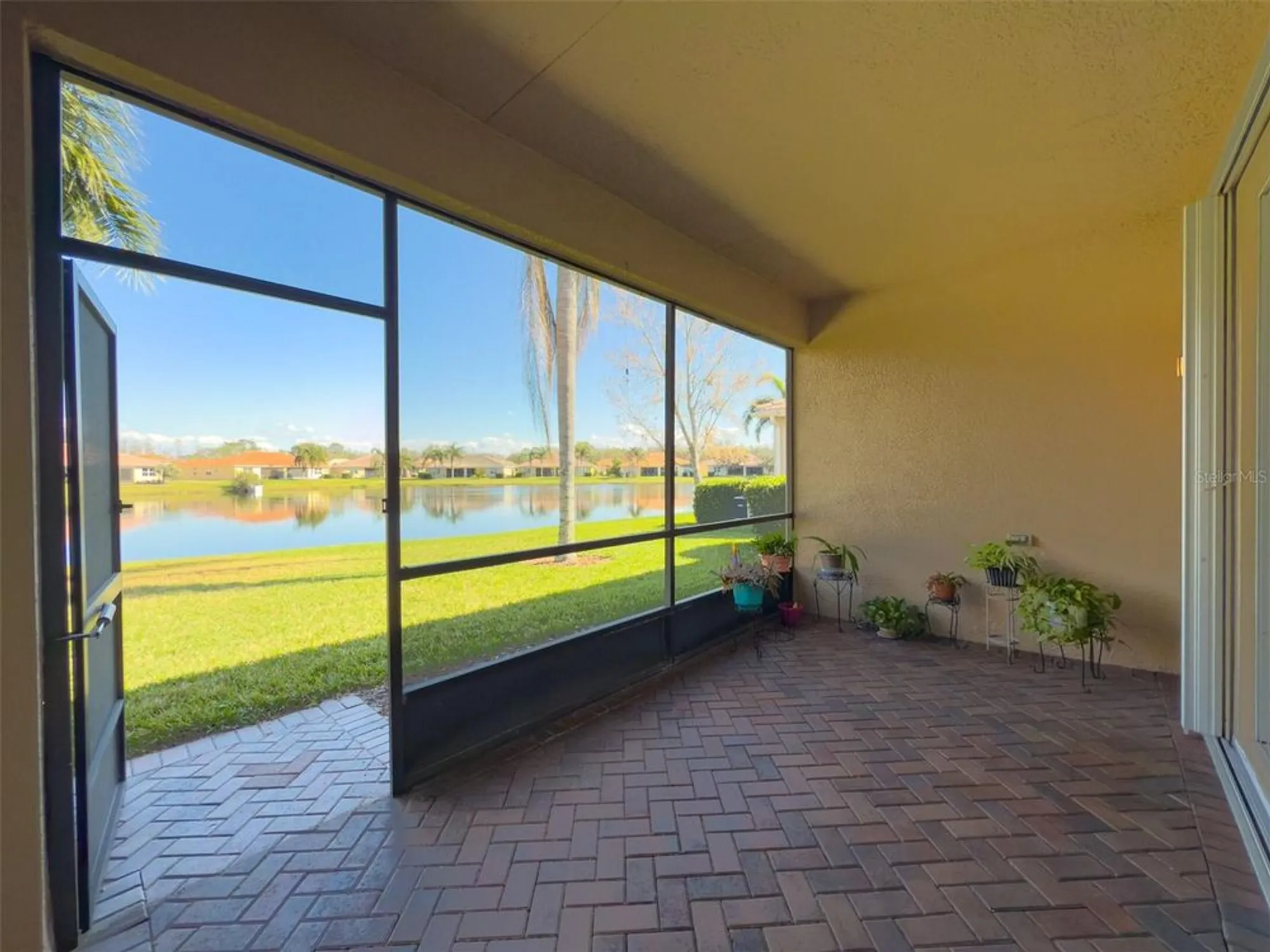 Property Slideshow image 33 of 88 | 16233 amethyst key dr, Wimauma, FL, 33598