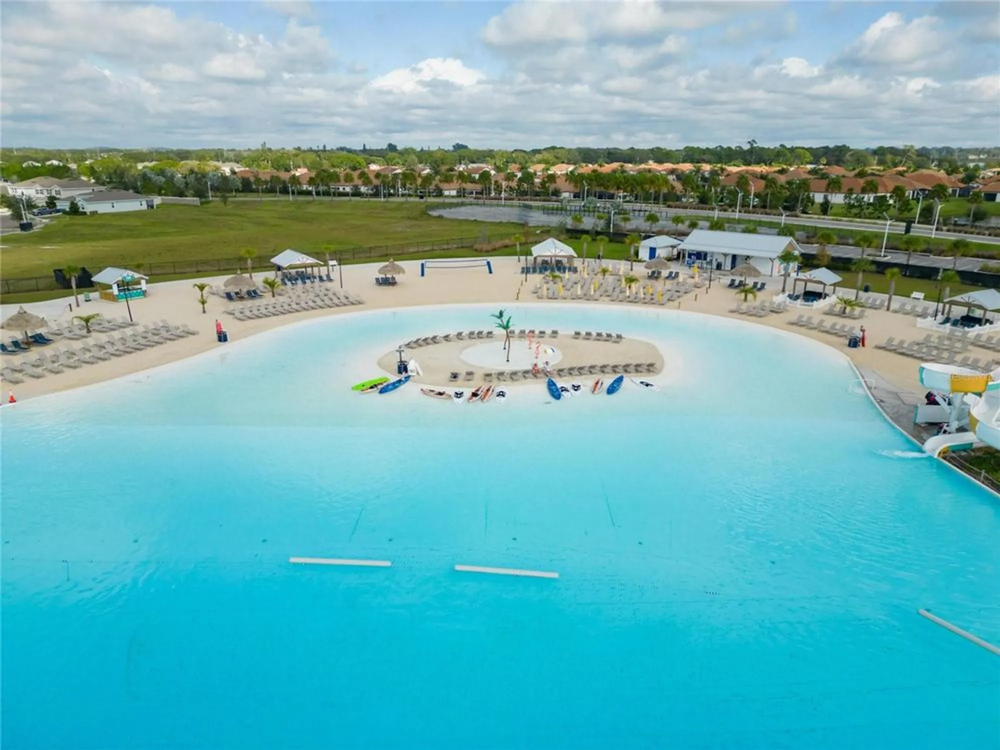 Property Slideshow image 88 of 98 | 16868 scuba crest st, Wimauma, FL, 33598