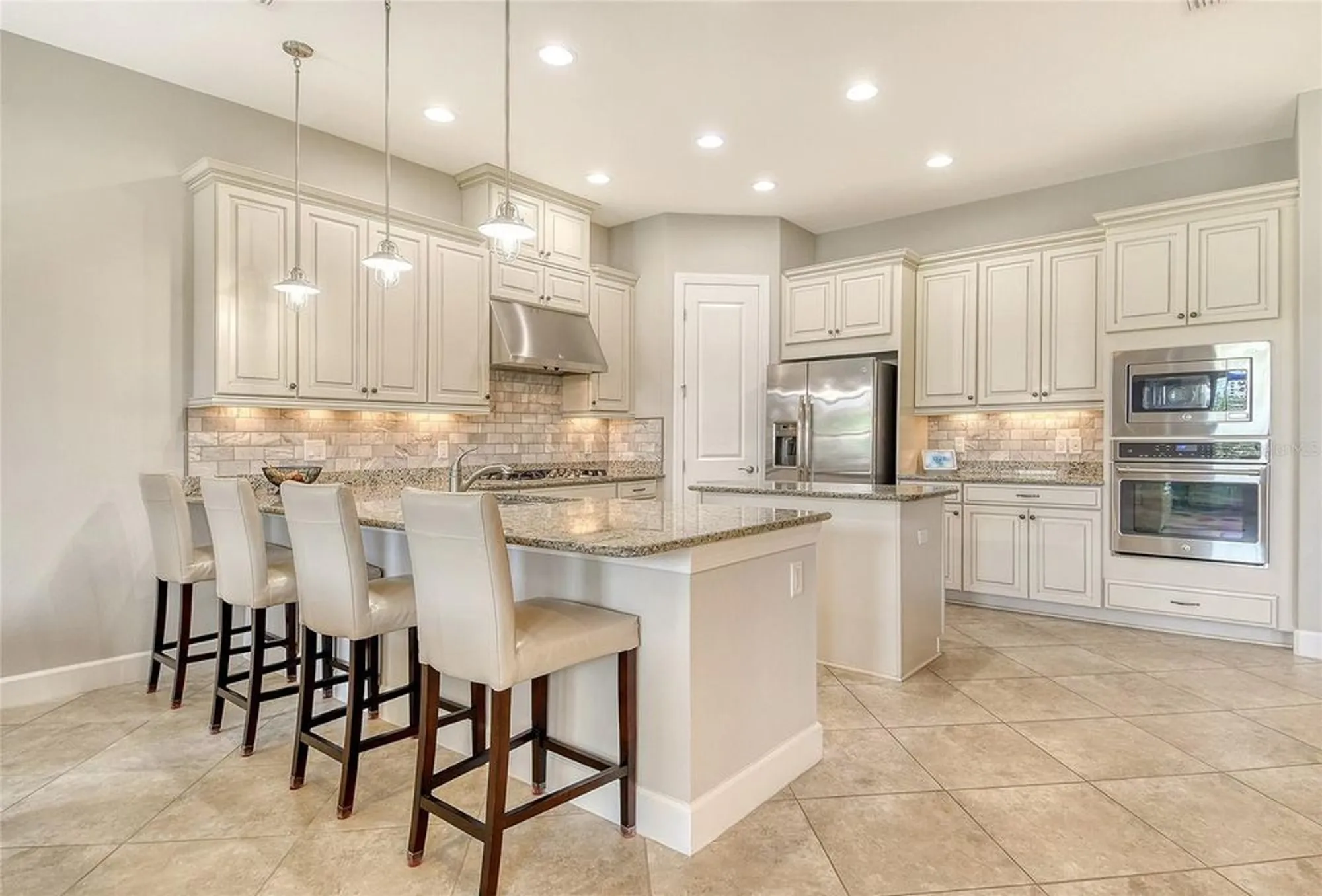 Property Slideshow image 18 of 79 | 4916 tivoli run, Bradenton, FL, 34211