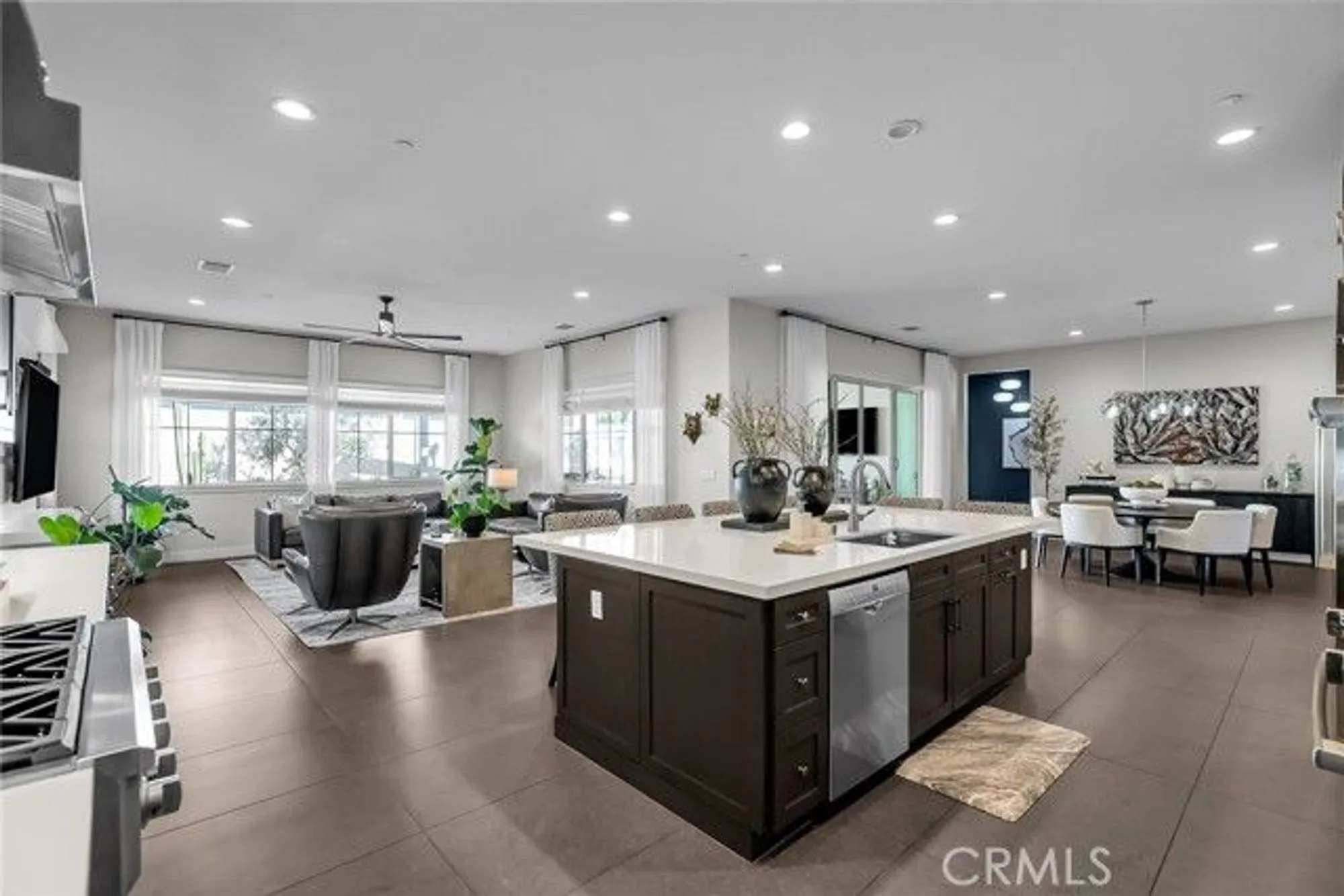 Property Slideshow image 12 of 44 | 11686 oakton way, Corona, CA, 92883