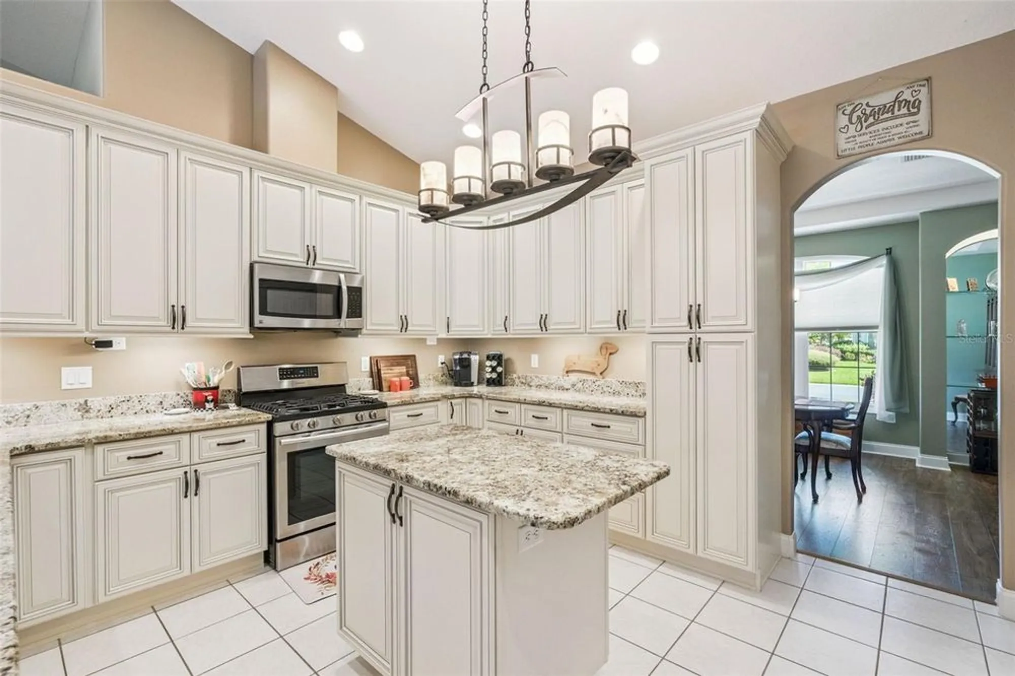 Property Slideshow image 17 of 51 | 21937 king alfred st, Leesburg, FL, 34748