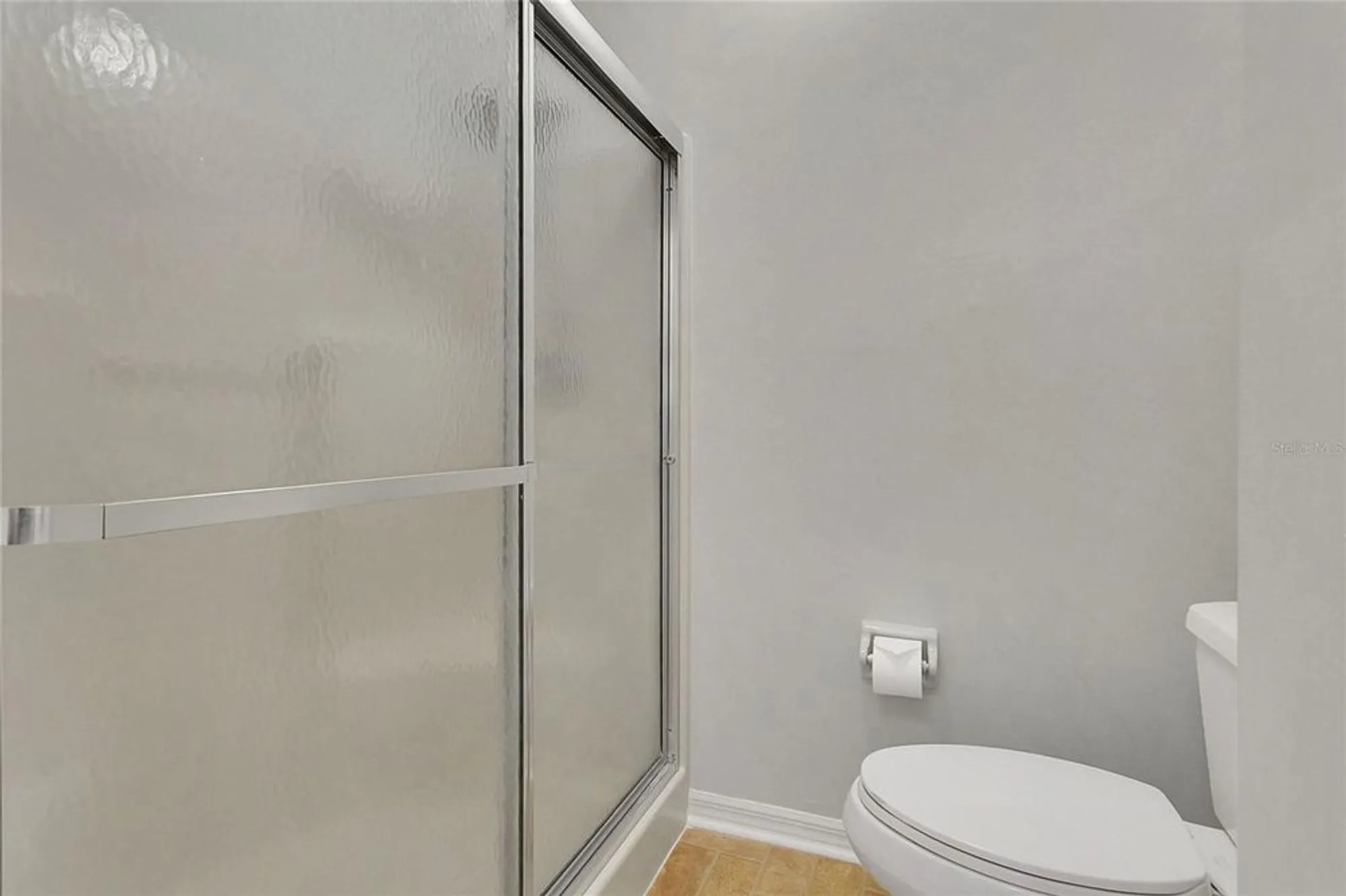 Property Slideshow image 16 of 46 | 32805 oak park dr, Leesburg, FL, 34748