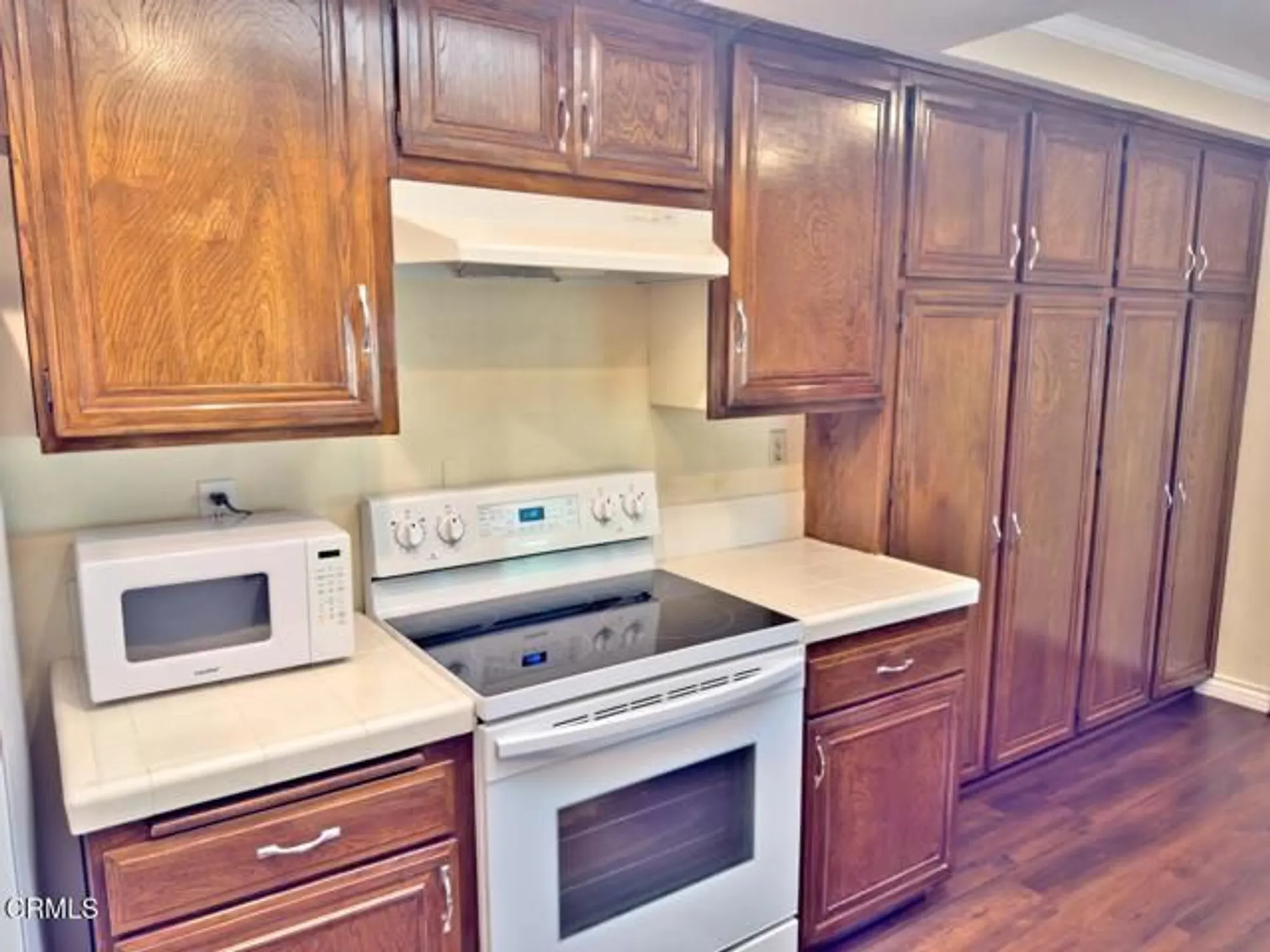 Property Slideshow image 32 of 48 | 23132 village 23, Camarillo, CA, 93012