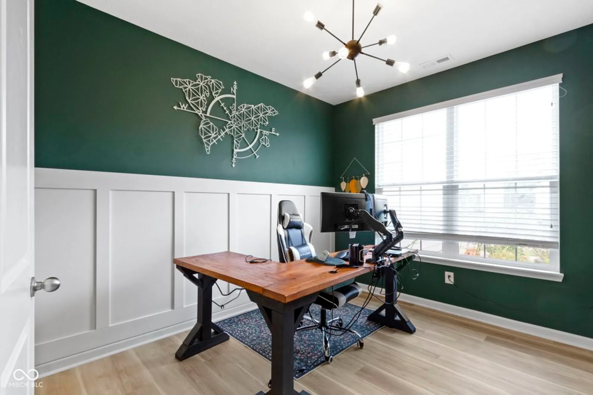 Property Slideshow image 19 of 64 | 9101 gordimer cir, Indianapolis, IN, 46239