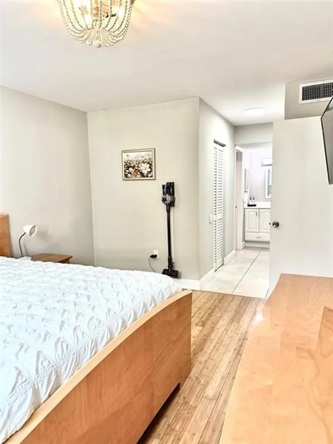 Property Slideshow image 20 of 35 | 9201 lime bay blvd 214, Tamarac, FL, 33321