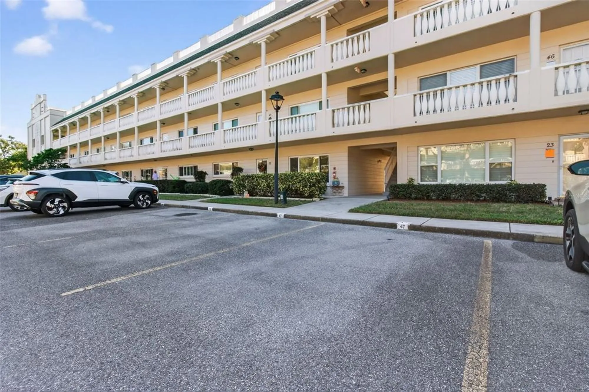 Property Slideshow image 36 of 59 | 2170 americus blvd 47, Clearwater, FL, 33763
