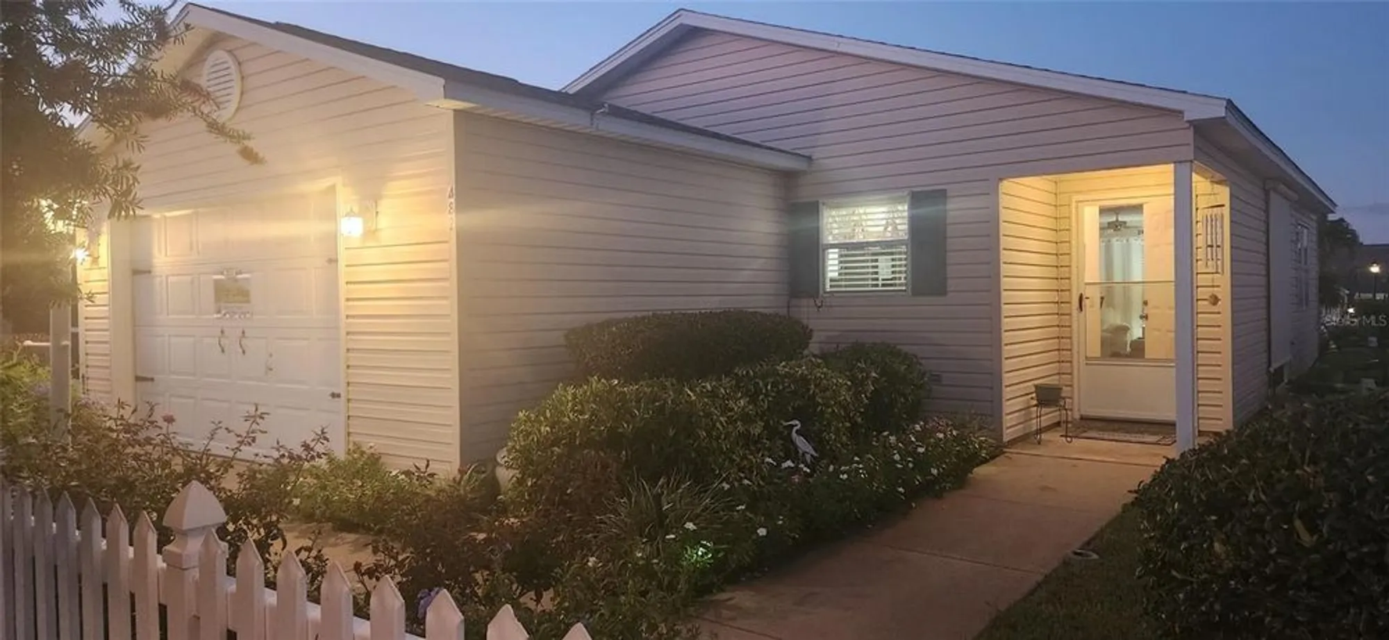 Property Slideshow image 20 of 21 | 482 hildalgo dr, The Villages, FL, 32159