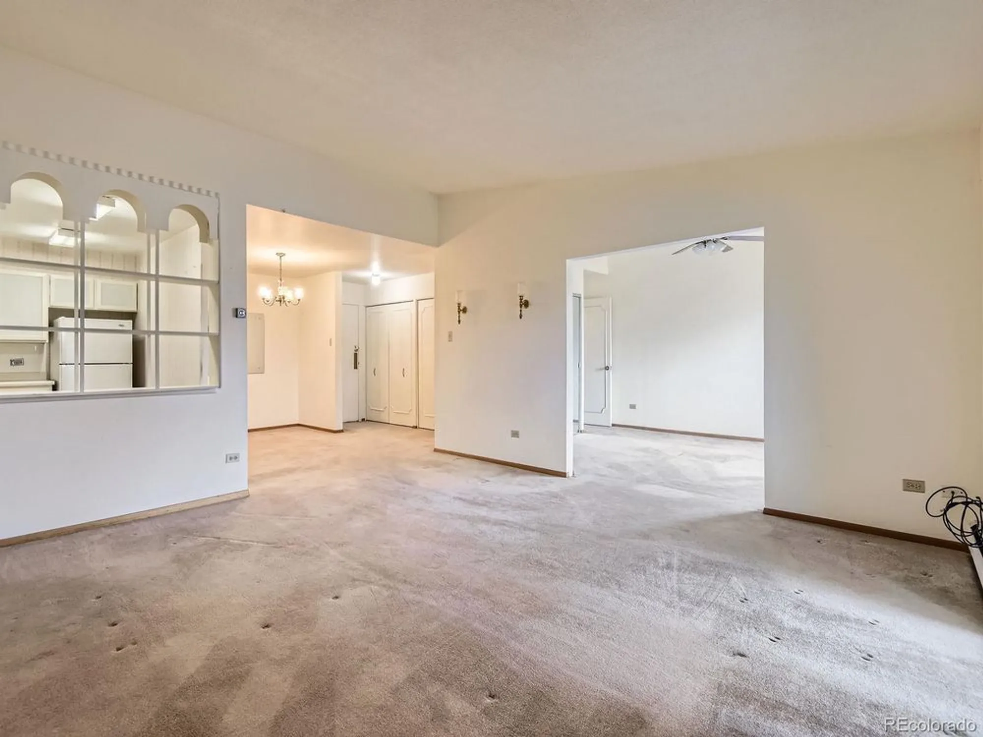 Property Slideshow image 5 of 32 | 625 s alton way 3d, Denver, CO, 80247