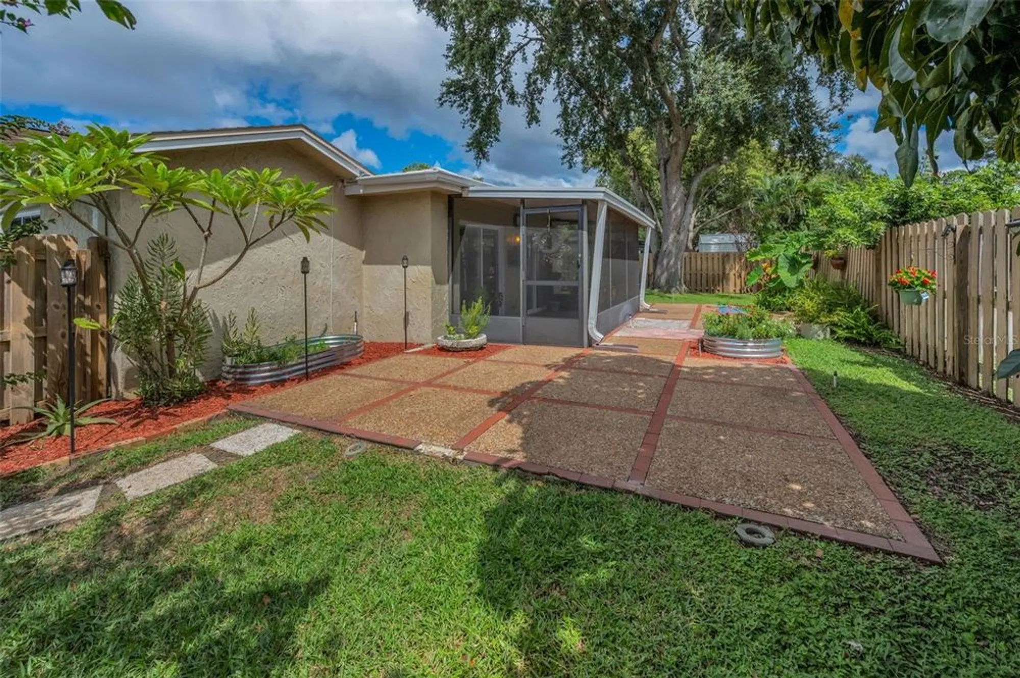 Property Slideshow image 41 of 70 | 921 anchorage ln, Palm Harbor, FL, 34685