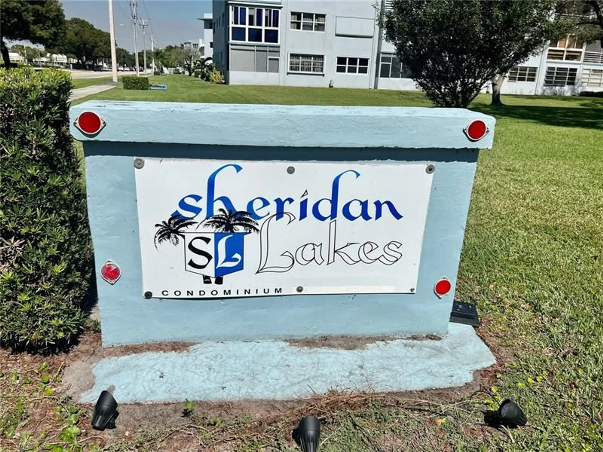 Property Slideshow image 36 of 49 | 2300 park ln 311, Hollywood, FL, 33021