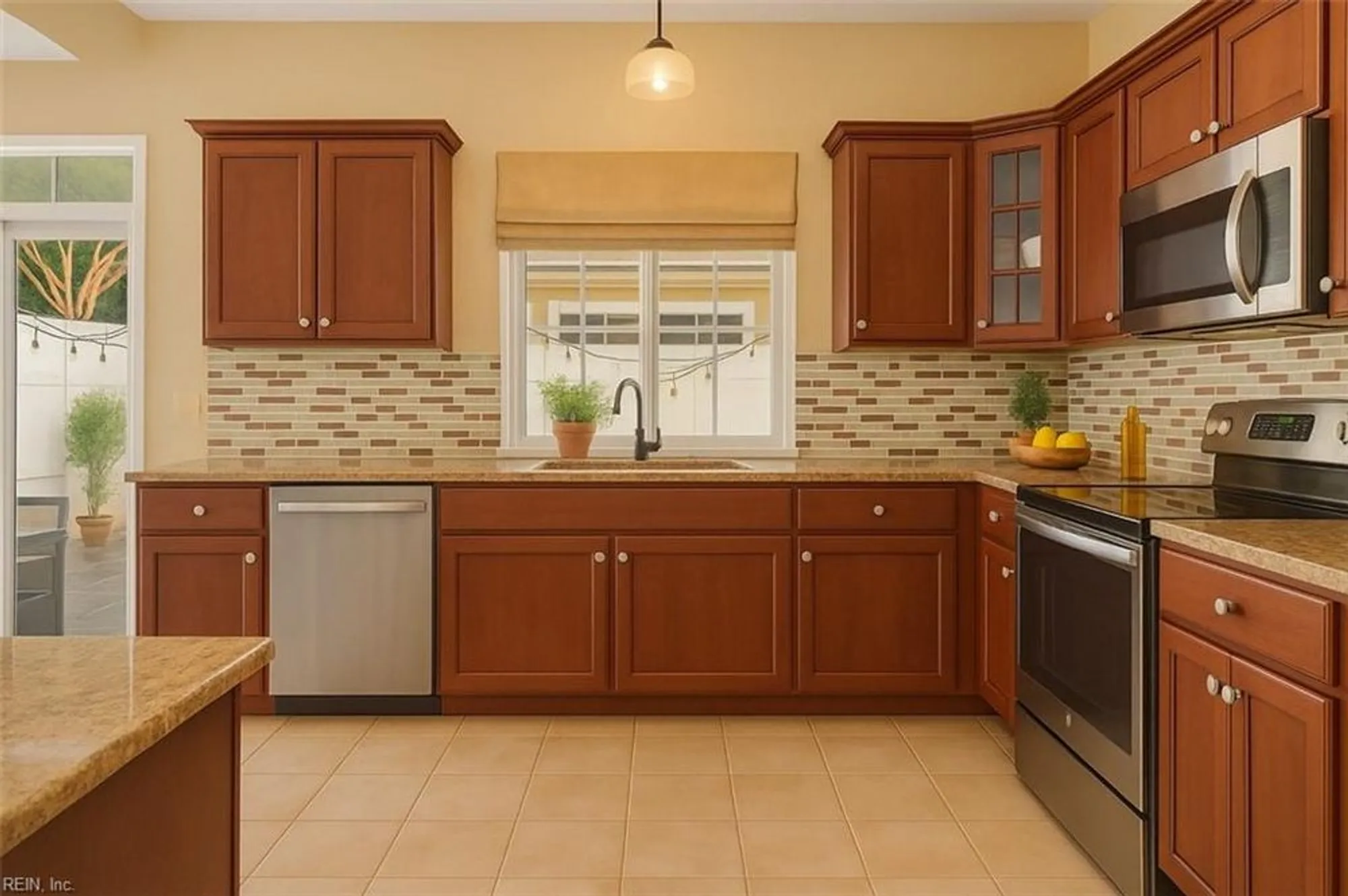 Property Slideshow image 6 of 14 | 817 nicholson ct, Chesapeake, VA, 23320